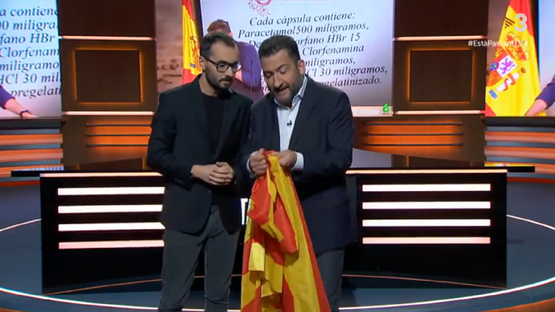Toni Soler trenca amb tot i es moca amb la bandera… catalana