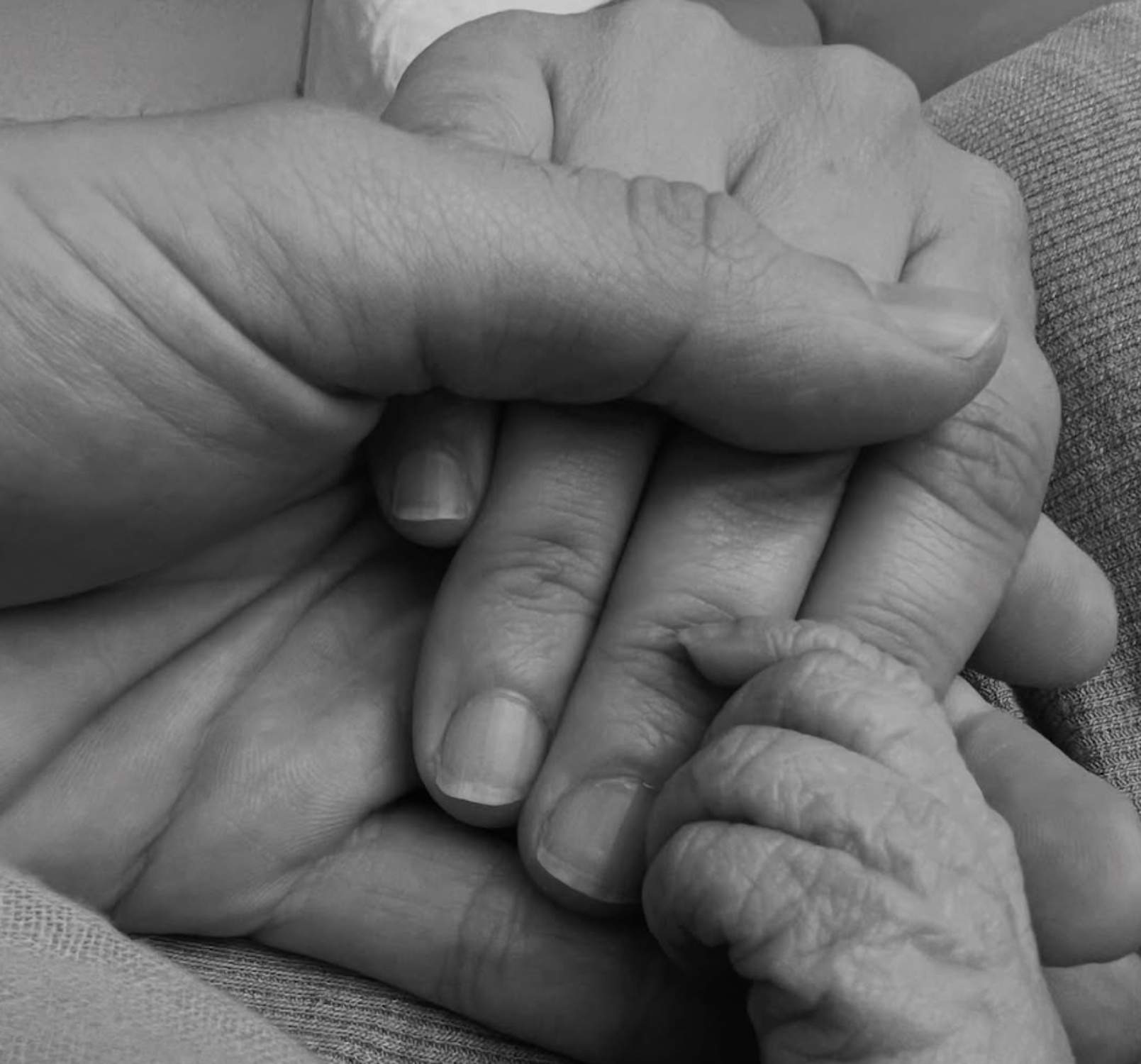 Emoción con una pareja de RAC1: dos compañeros de emisora, padres de un niño, de nombre precioso y catalán