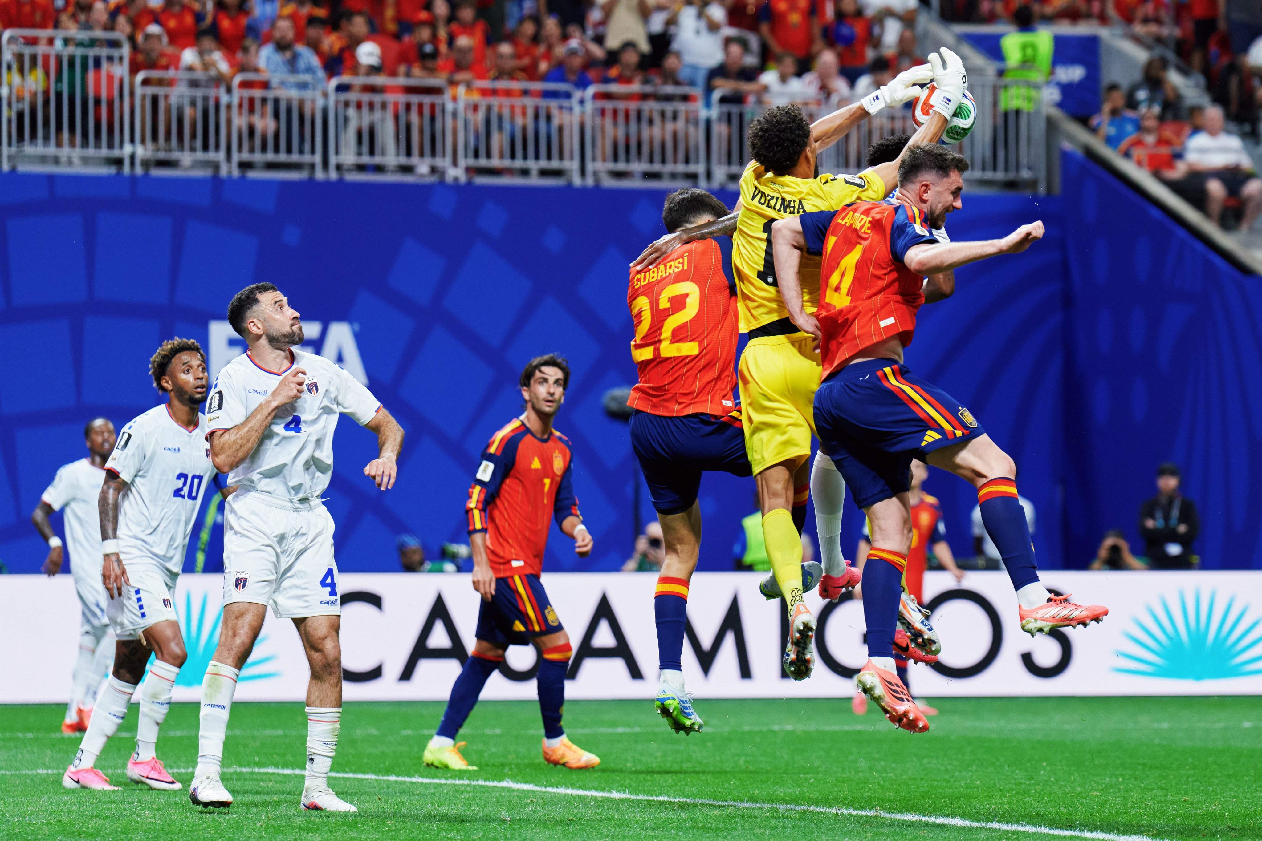 Audiències TV d'ahir: La 1 arrasa amb el partit d'Espanya al Mundial i lidera també a Catalunya