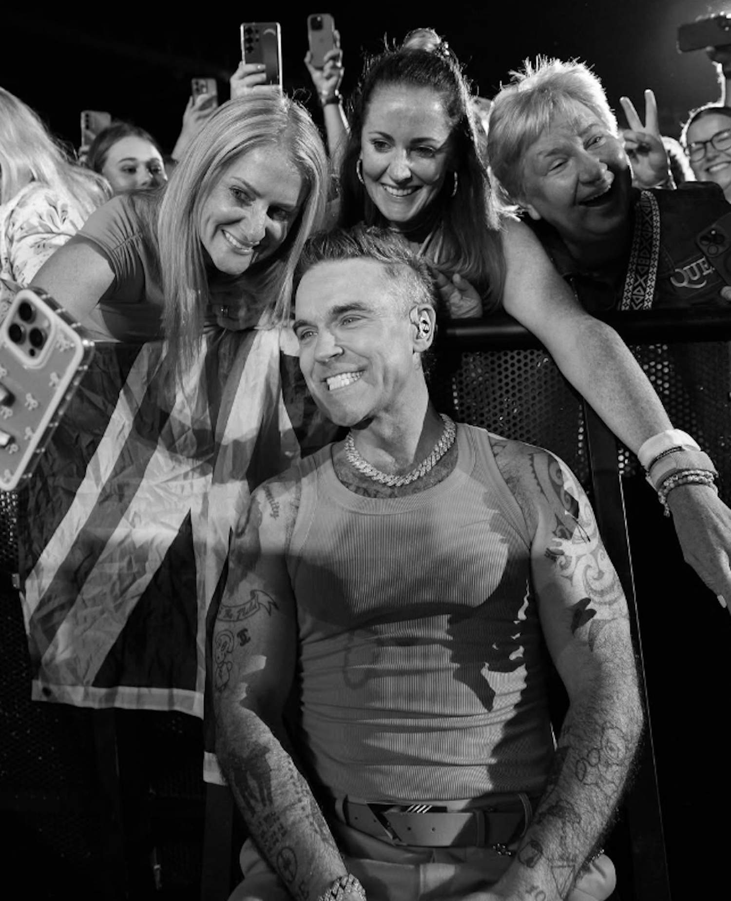 La delirant petició que ha fet Robbie Williams abans de cantar a la 'Plaza de España' de Sevilla