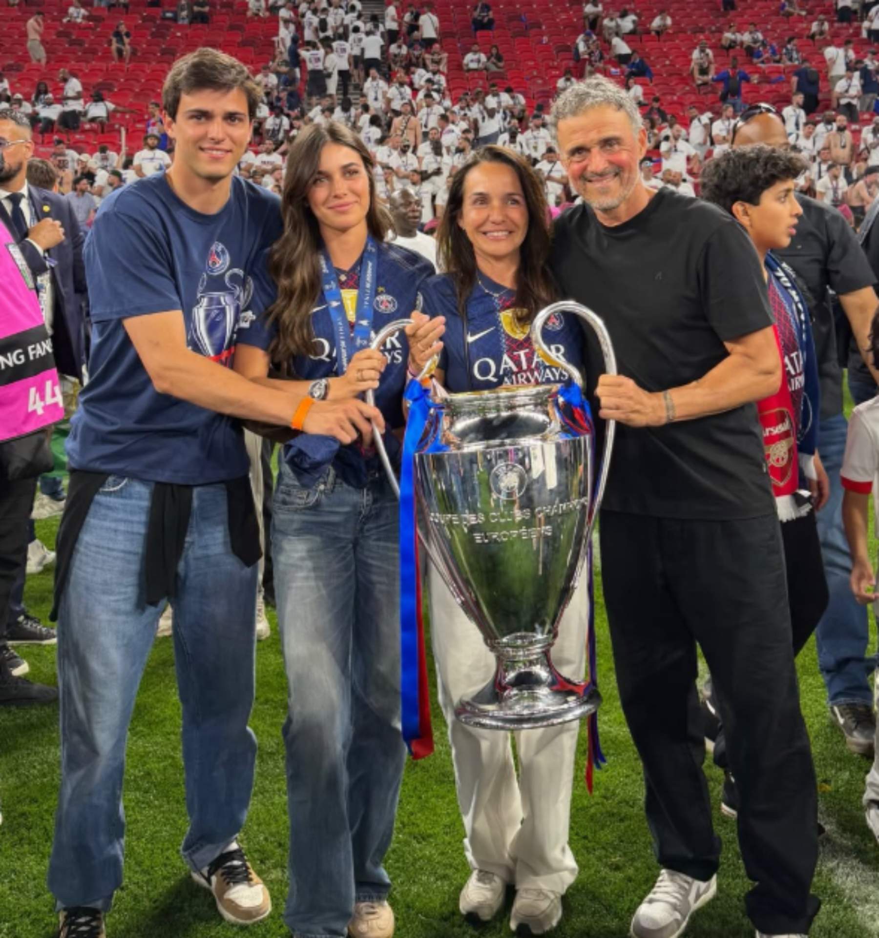 La foto més bonica de tota la família de Luis Enrique en aquest paradís del Mediterrani: escapada familiar