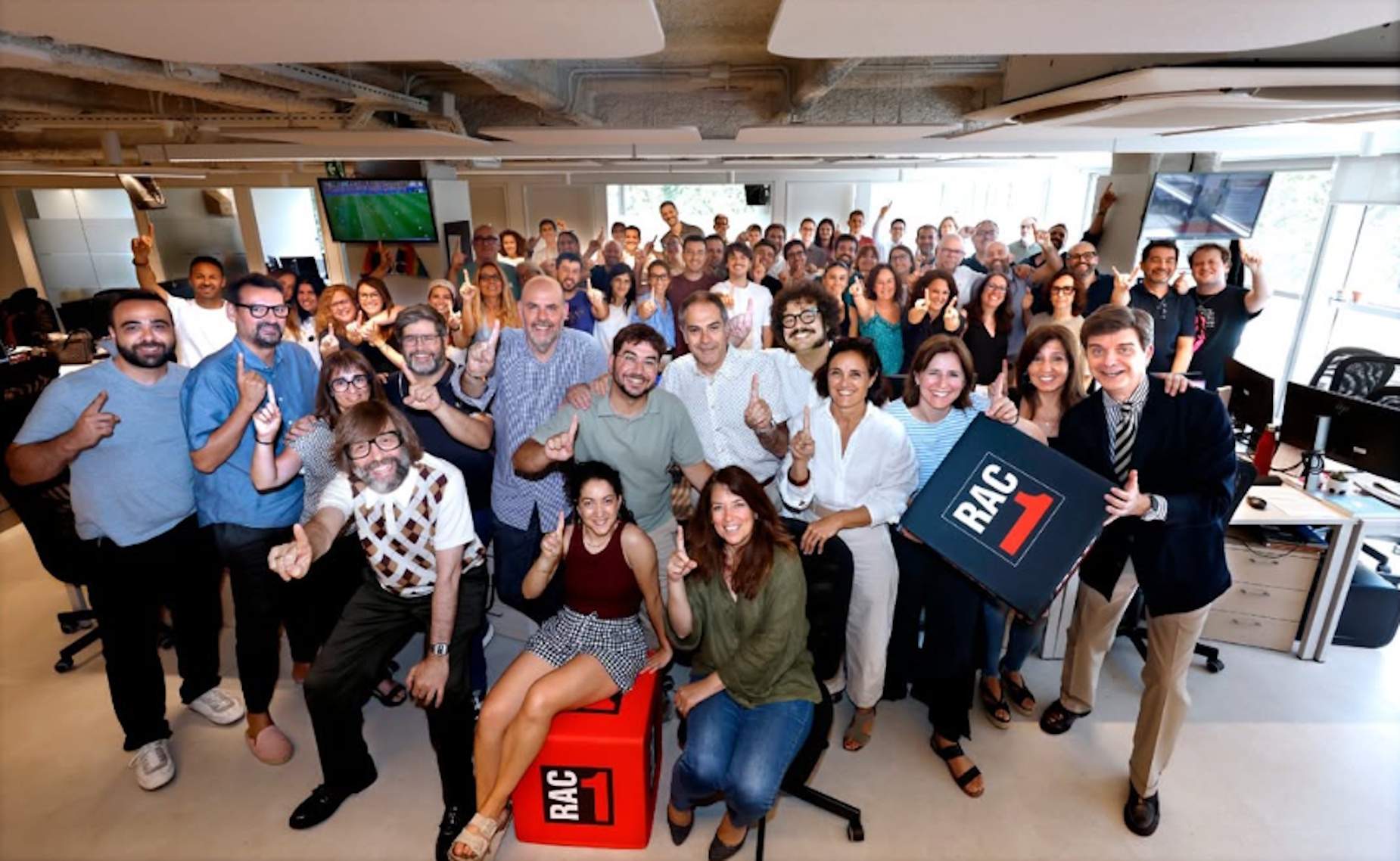 Otra estrella de RAC 1 deja la emisora: emotiva despedida en directo