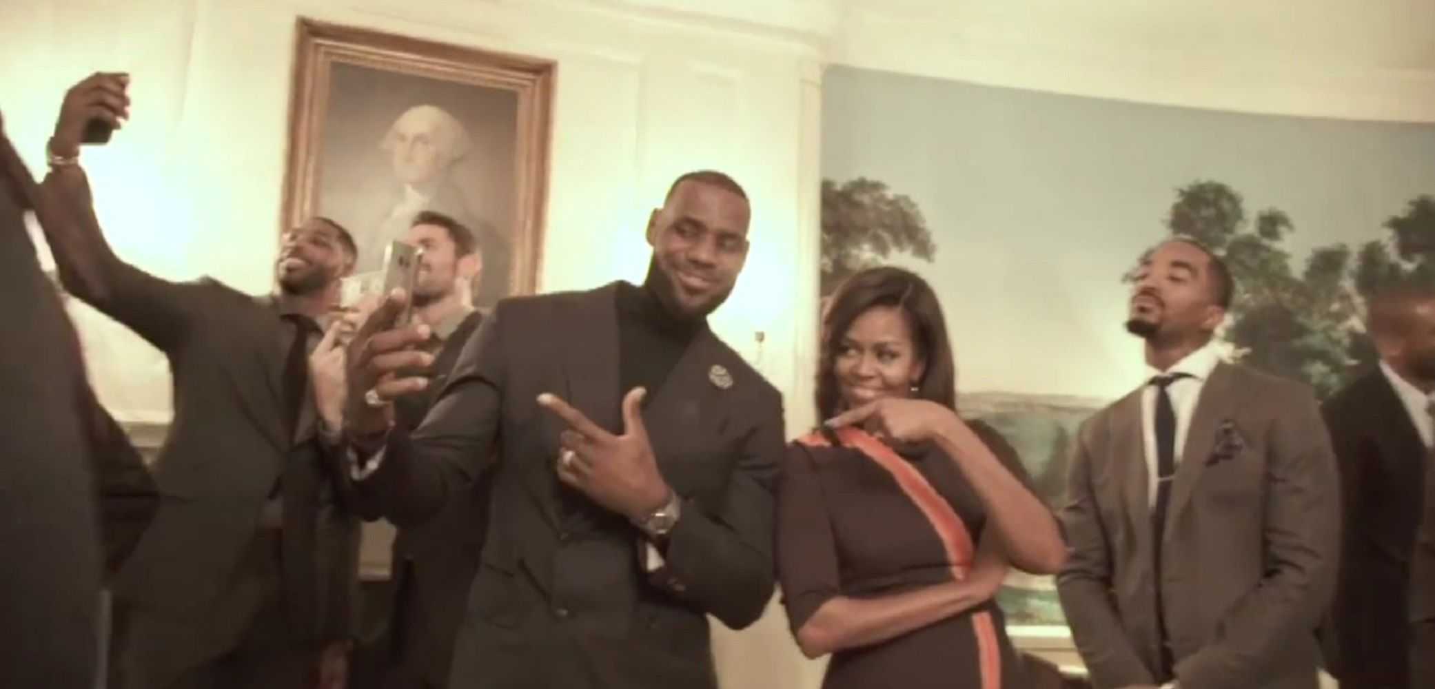 Michelle Obama i LeBron James, protagonistes d'un nou 'mannequin challenge'