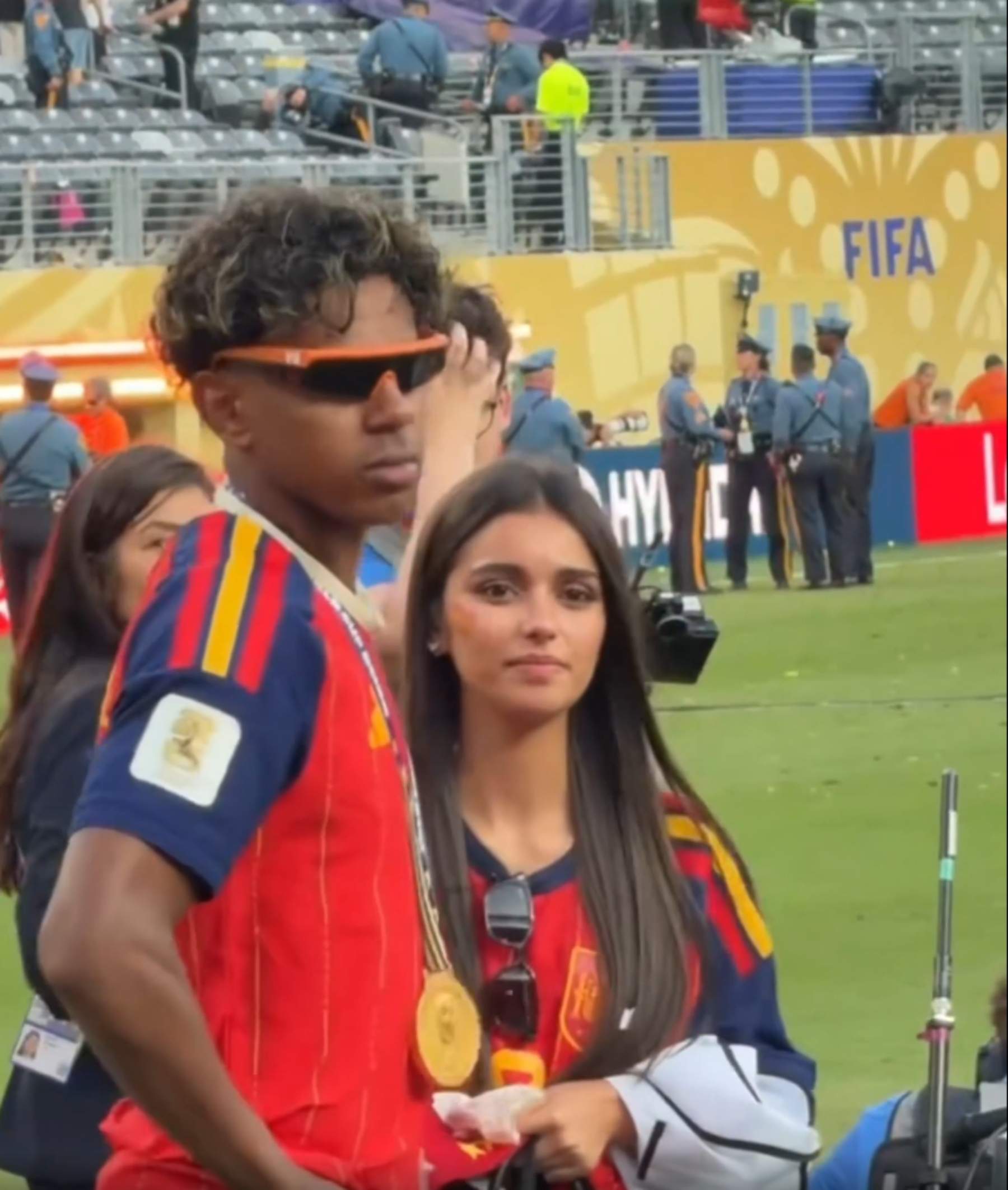 El vídeo viral de Lamine Yamal con Inés García que vaticina el futuro de su relación: momento incómodo