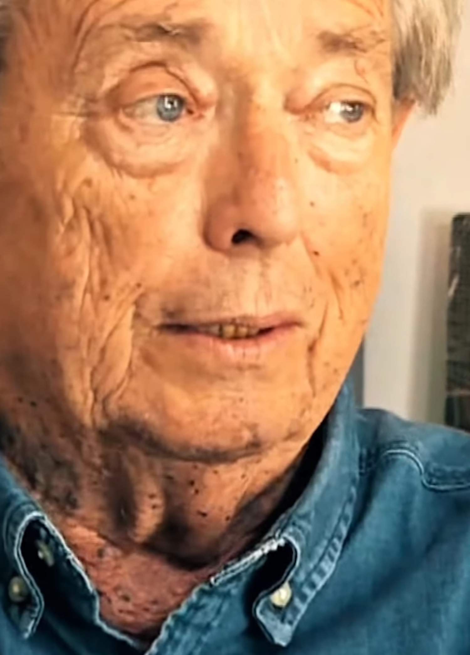 Pell de gallina amb un còmic català, història de la TV, a punt de morir. La dona: "Van dir: 'D'avui no passa'"