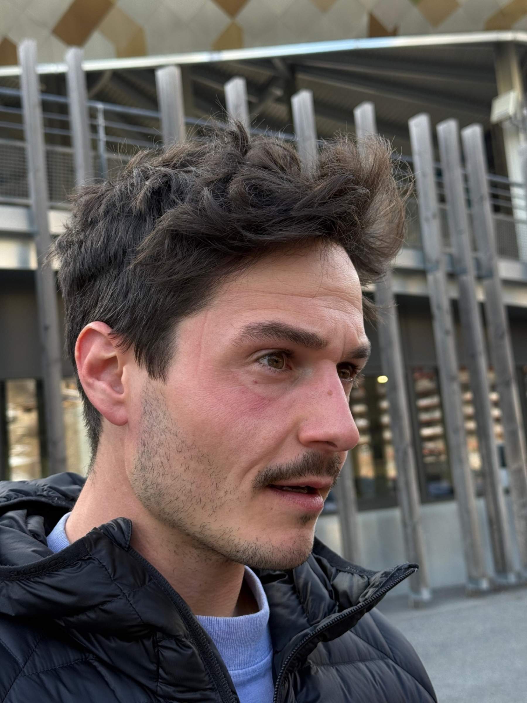 Miki Núñez publica el millor record a l'escenari enmig de la pluja, què li ha passat després de 3 hores de son