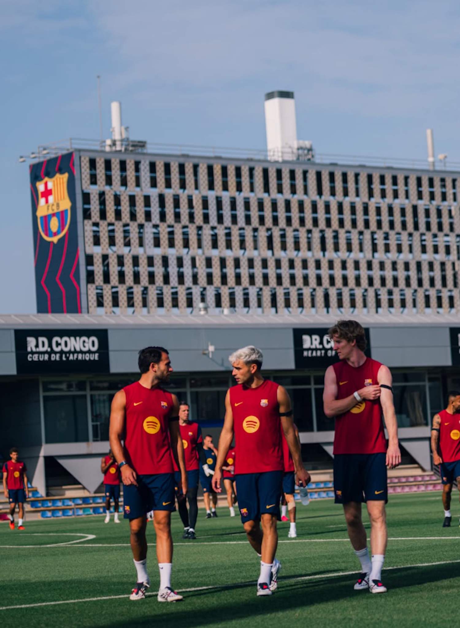 Espectadors farts amb dos presentadors espanyols: què han dit en un informatiu abans del partit del Barça