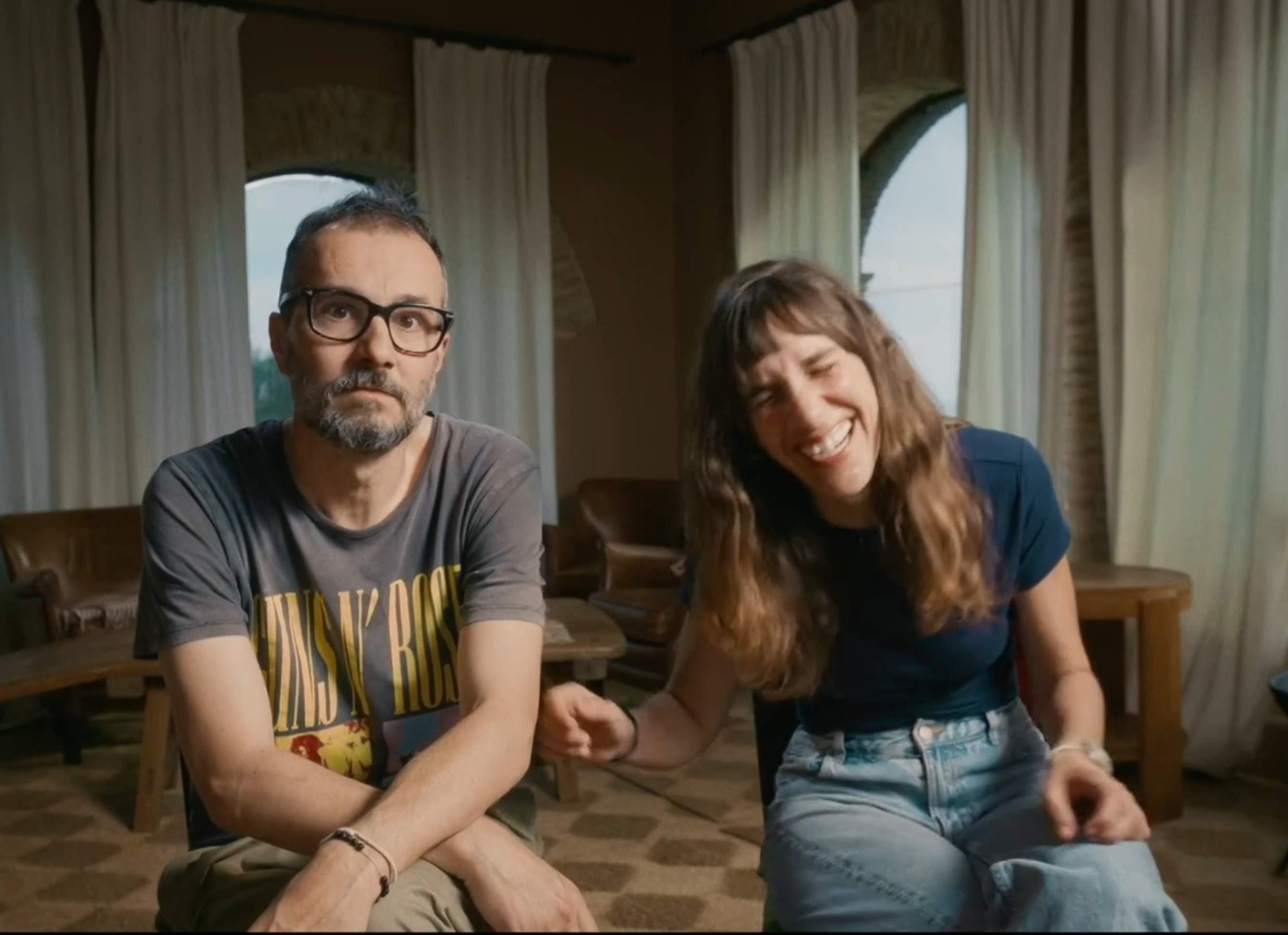 Jair Domínguez y Neus Rossell se confiesan sobre su relación en 'La travessa': "No sé cómo nos hemos unido"