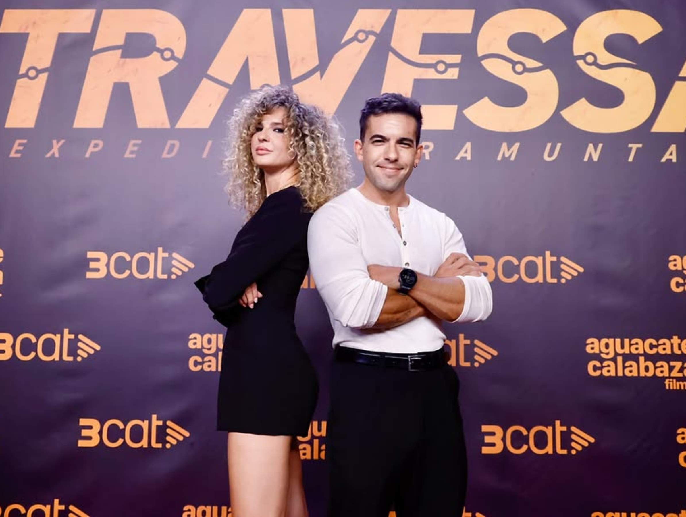 Els germans Casas rectifiquen després de fer promoció de 'La travessa' en castellà: la xarxa explota