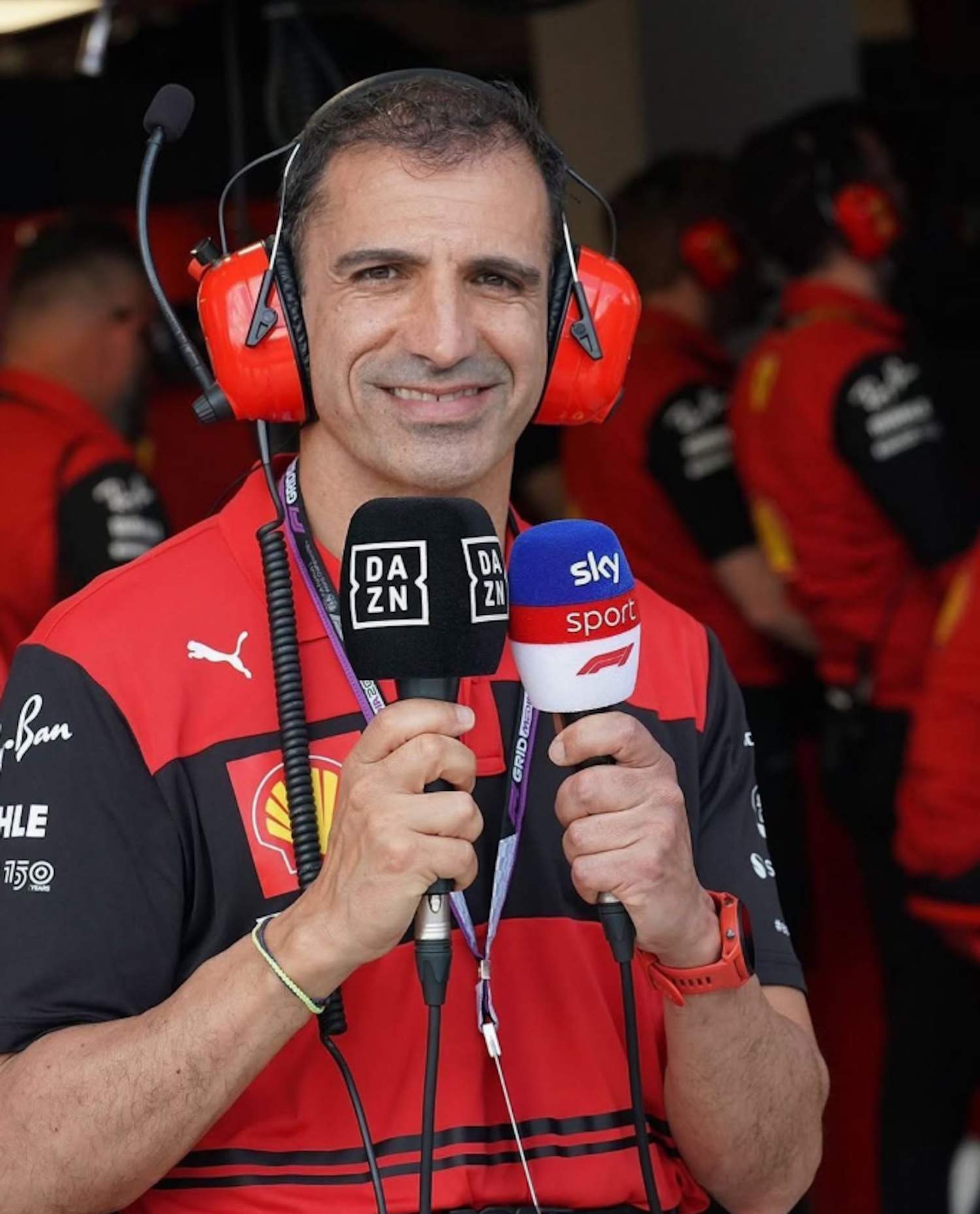 Marc Gené enamora y sorprende: se acaba de casar a los 52 años. Quién es ella, imagen preciosa de los novios