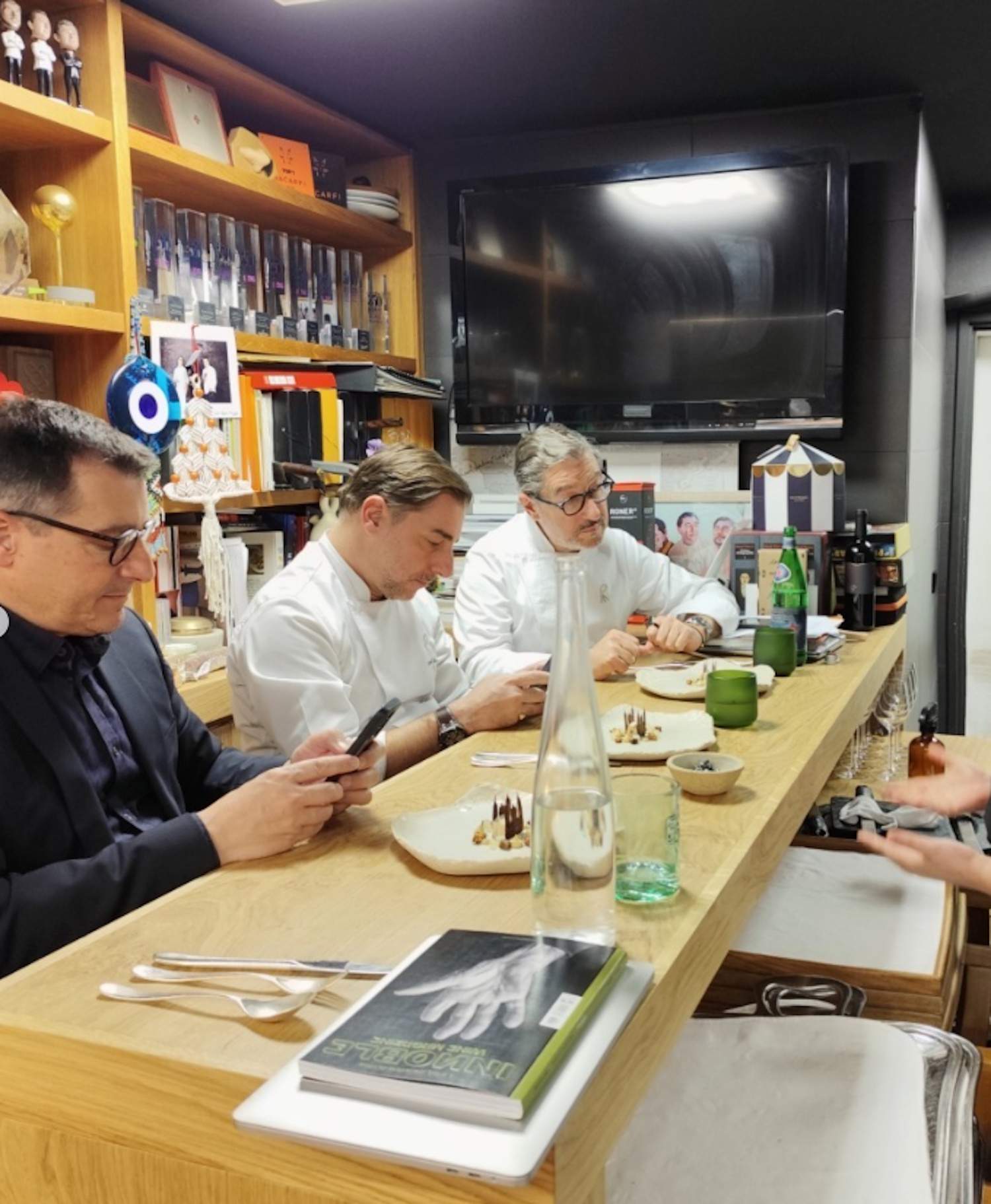 Els germans Roca es mullen i confessen quin xef triarien perquè els cuinés l'últim sopar abans de morir
