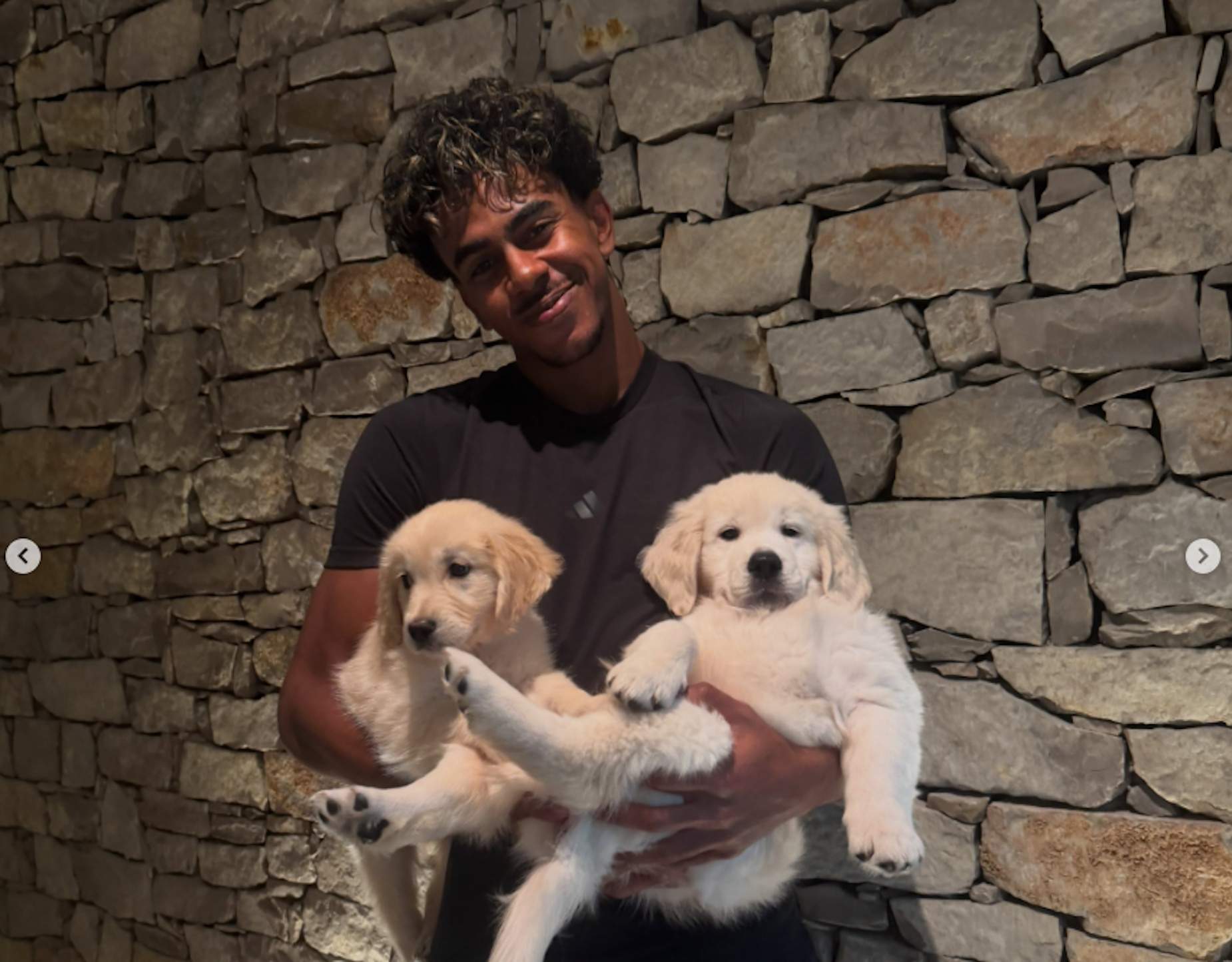 Lamine Yamal en París sin su novia Inés: qué pasa en su mansión con los perros