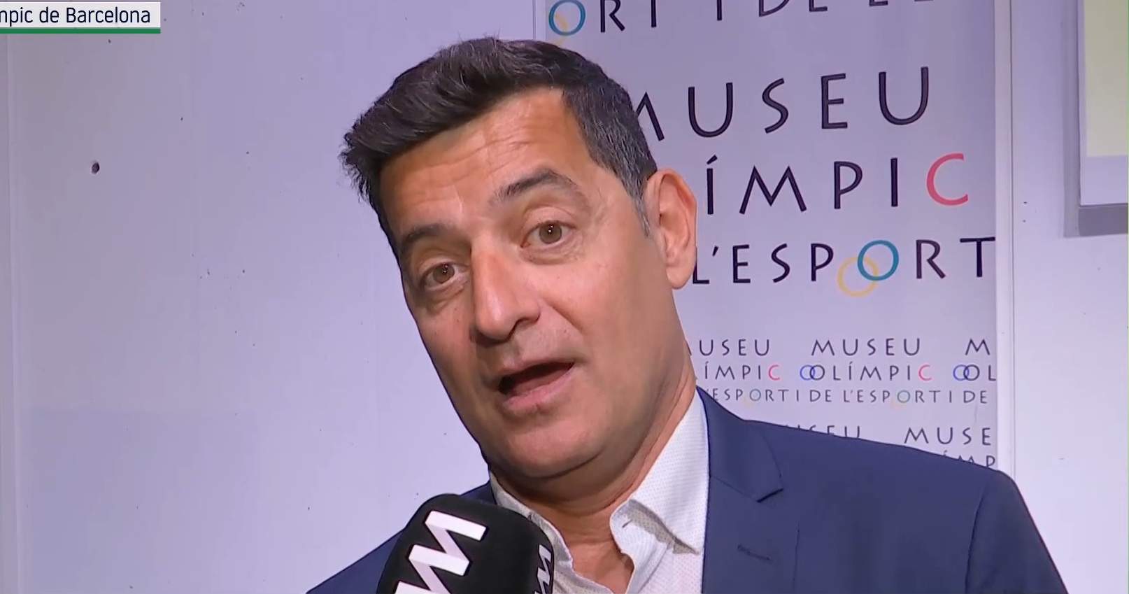 Xavier Bonastre critica TV3 per parlar en castellà a un tertulià: "En català, collons"
