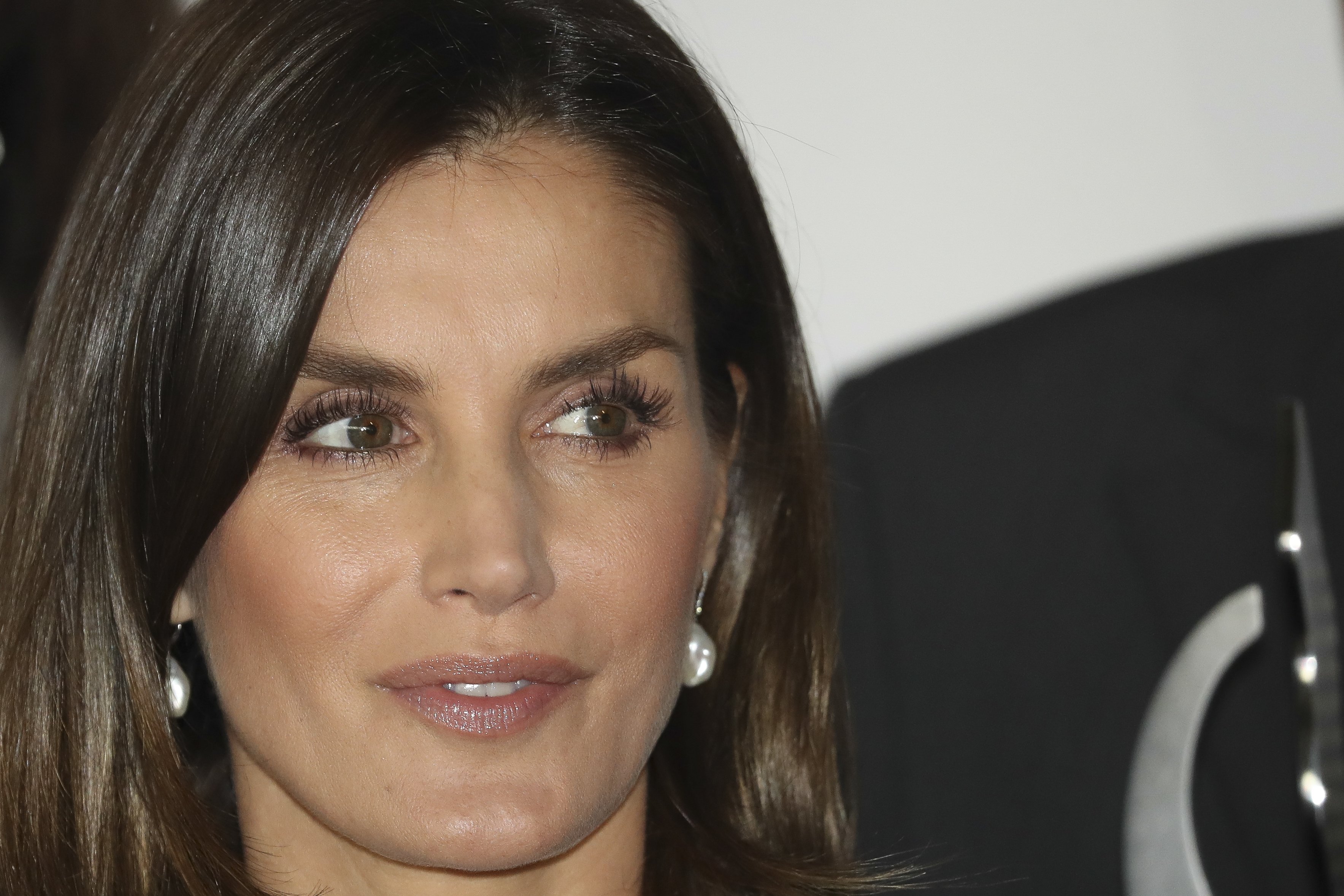 ¿Letizia embarazada de gemelos? Telecinco se lo pregunta