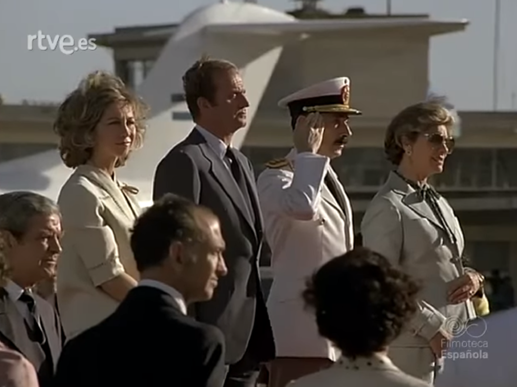 La foto del rey Juan Carlos que 40 años atrás también escandalizó