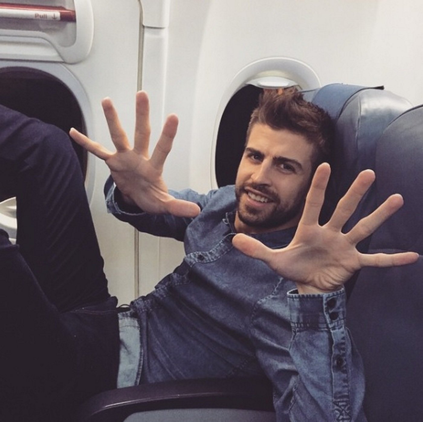 Gerard Piqué esclata contra el tòpic del català garrepa i celebra l’èxit de La Marató