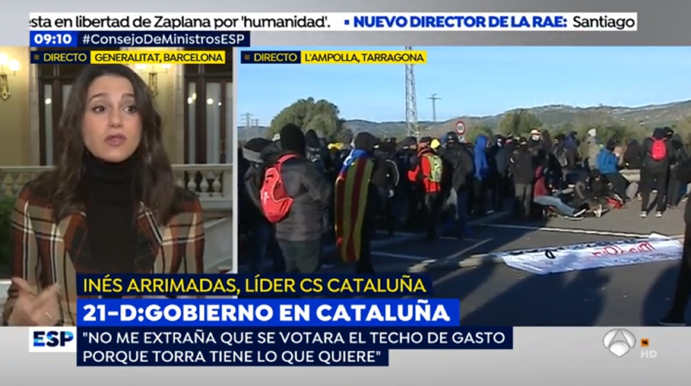 Ridiculitzen Arrimadas amb un vídeo amb discursos idèntics: "¡Loro!"