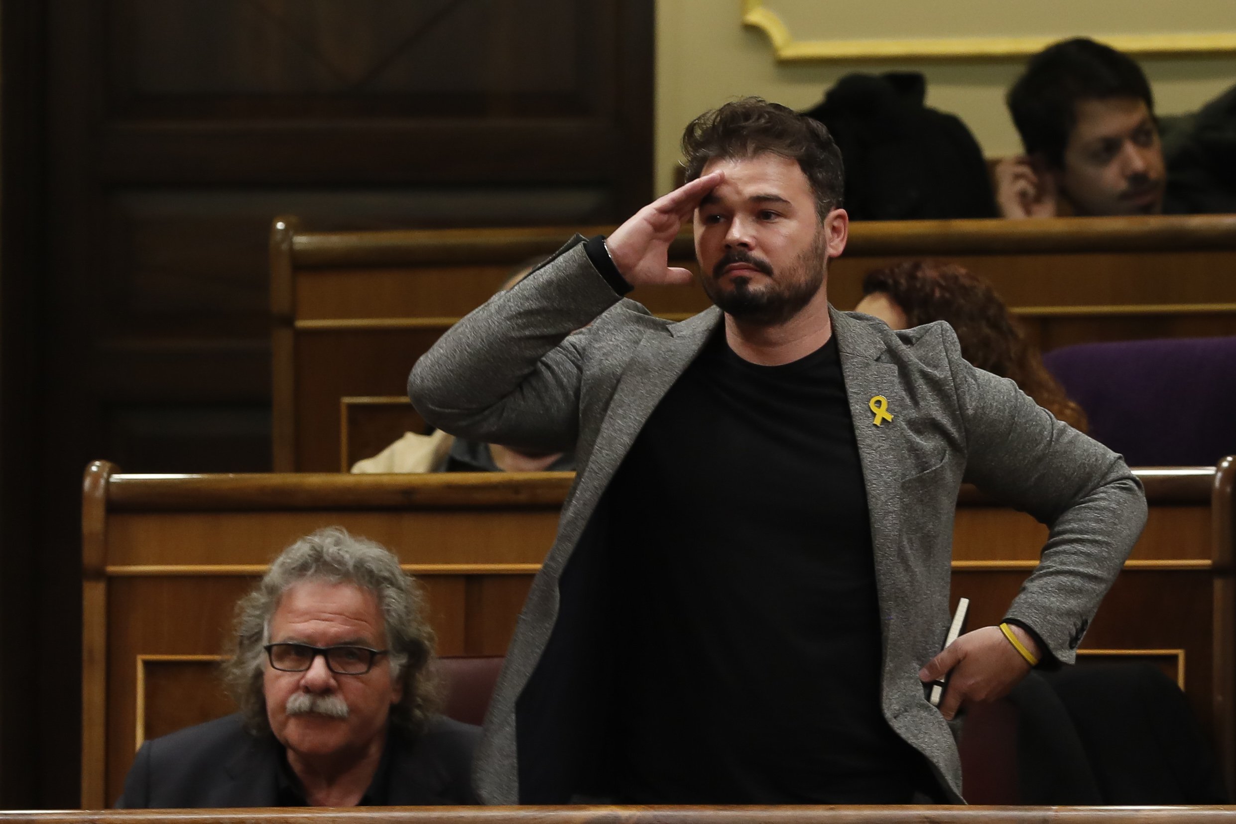 Rufián cuelga su foto de hace 10 años cuando no era político y la red enloquece