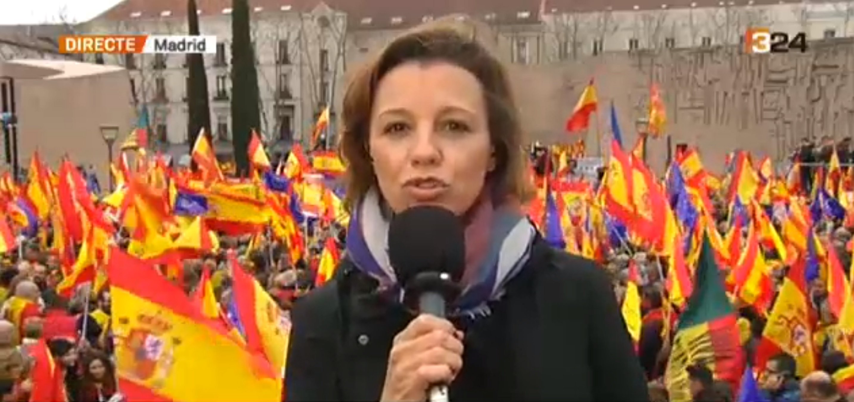 TV3 esconde su logo en la manifestación contra el diálogo con Catalunya