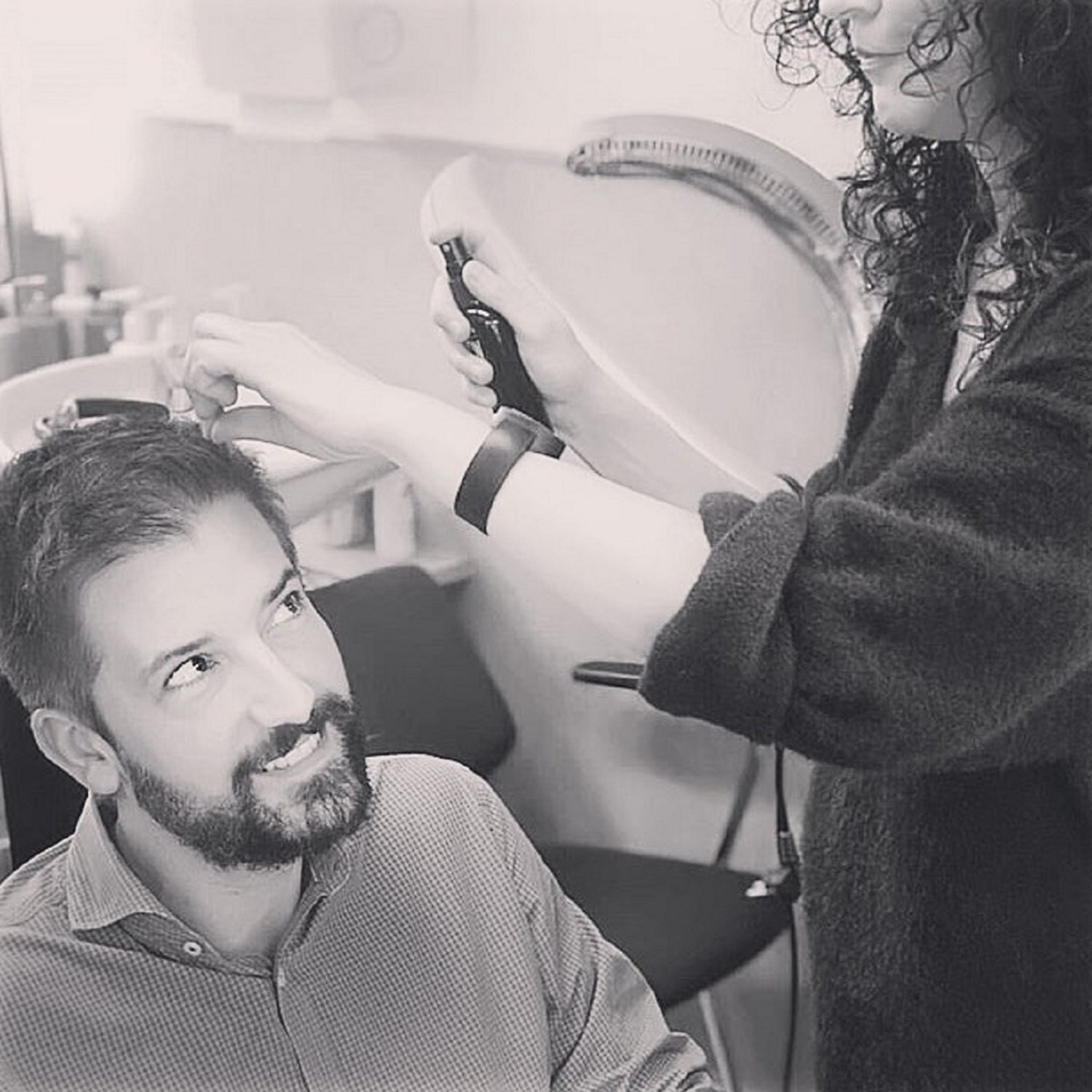 La barba de Toni Cruanyes seduce a un famoso cantante: "Estoy enamorado"