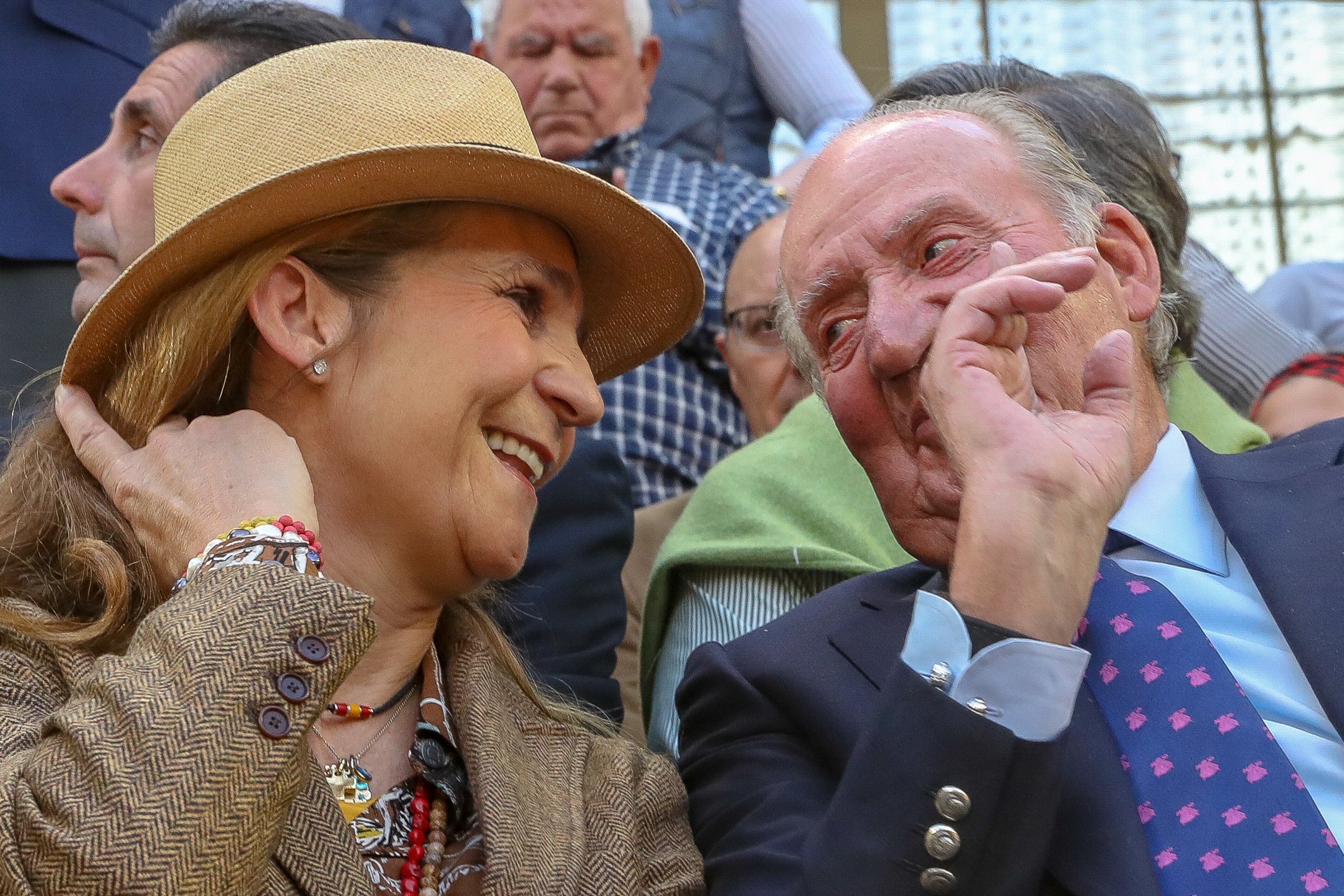 Después de los toros y España, Elena tiene una nueva (y manual) pasión