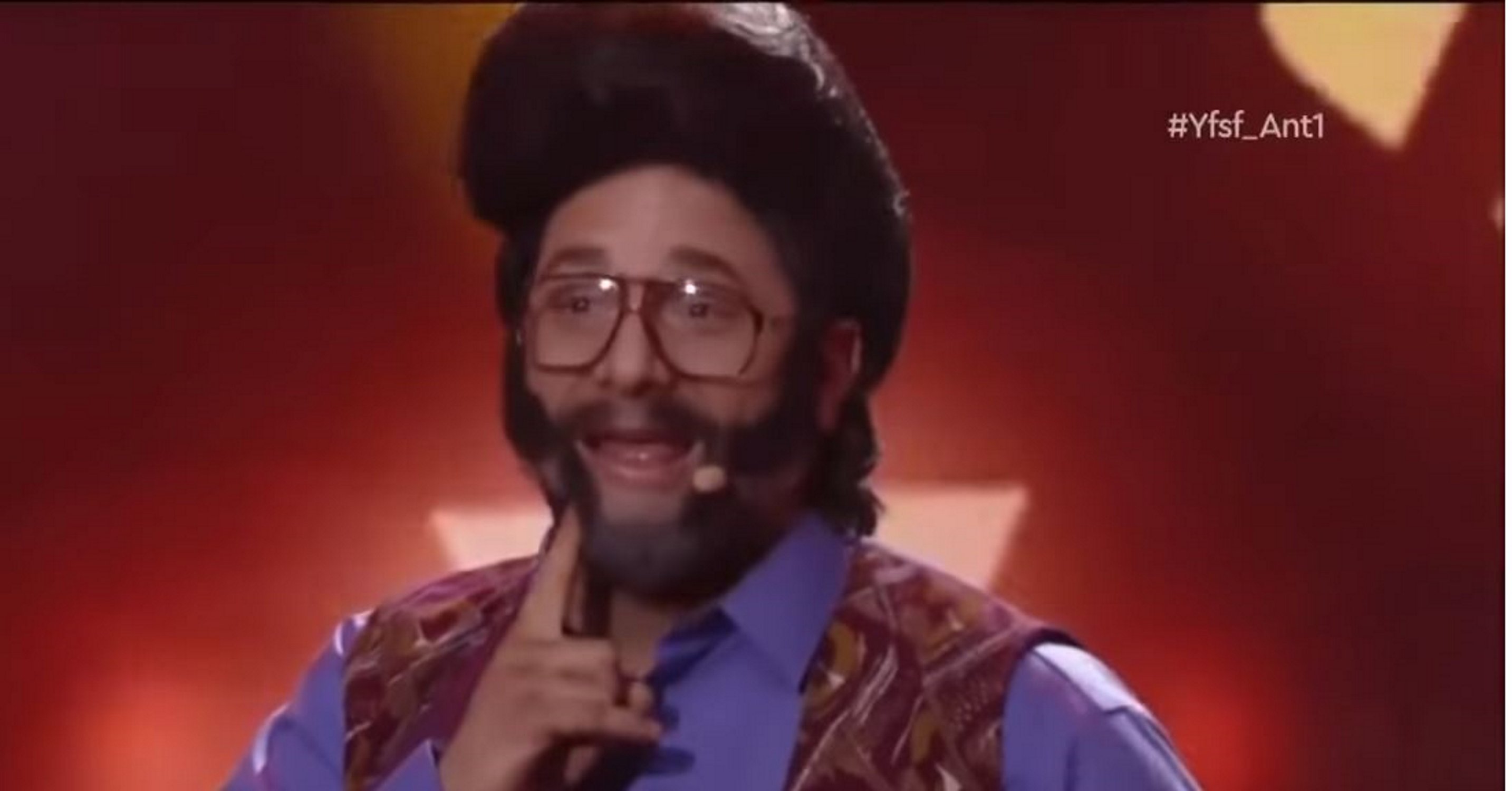 La vuelta de Rodolfo Chikilicuatre y el "Chiki-Chiki"... en versión griega