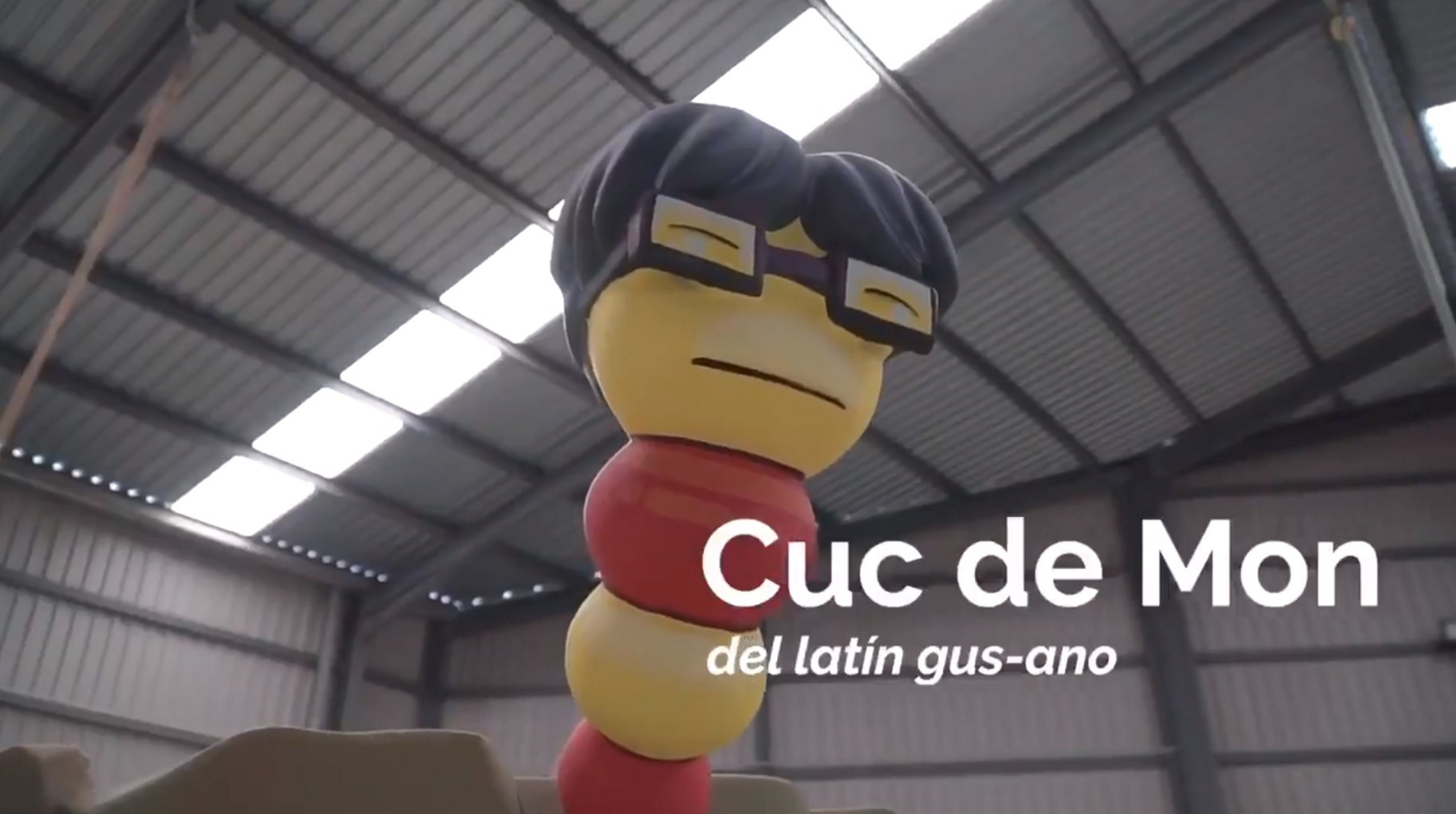 Furia contra la campaña infame de Ciudadanos, tildando a Puigdemont de insecto