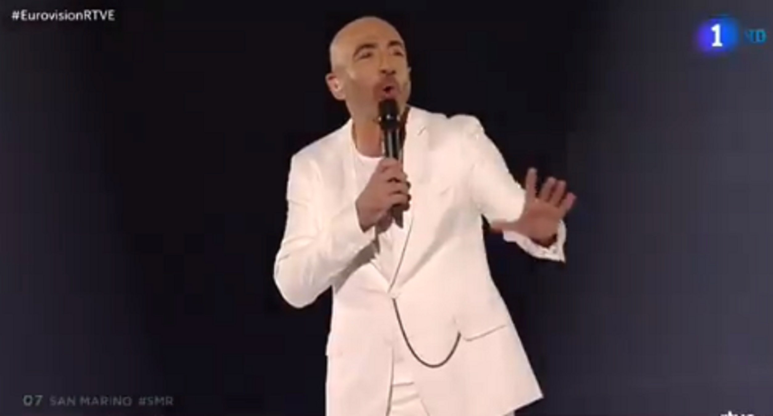 "¡Es mi cuñao borracho en una boda!": escarni massiu a la xarxa amb Eurovisió