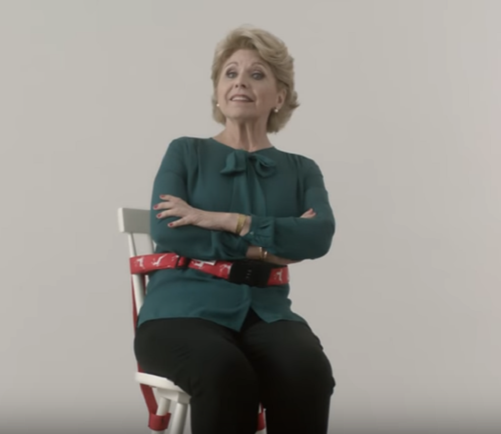 Inventan el 'sentador de madres' para las comidas de Navidad