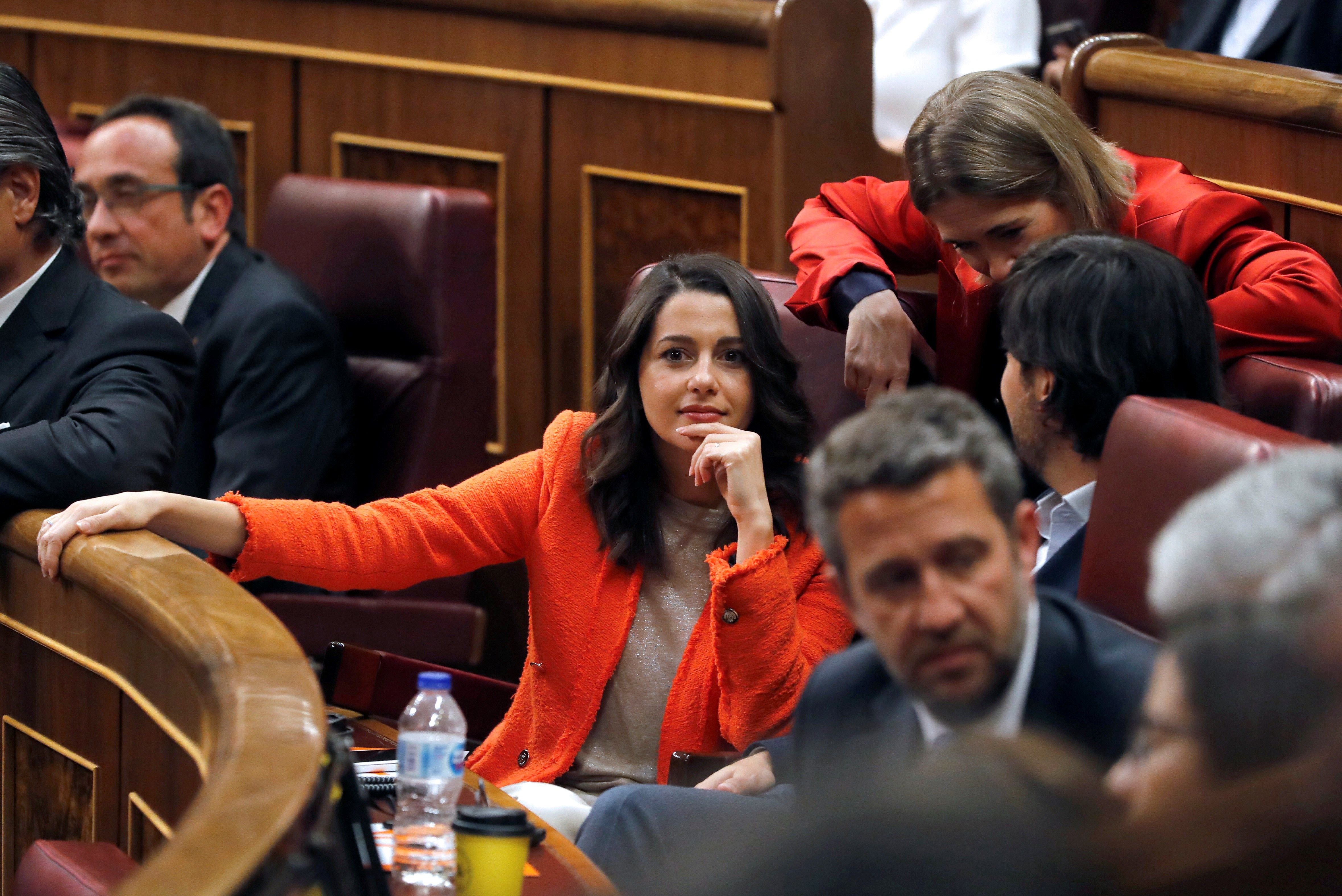 Mofes amb Arrimadas, a la desesperada amb Valls: "¿Pero tú no estabas en Madrid?"