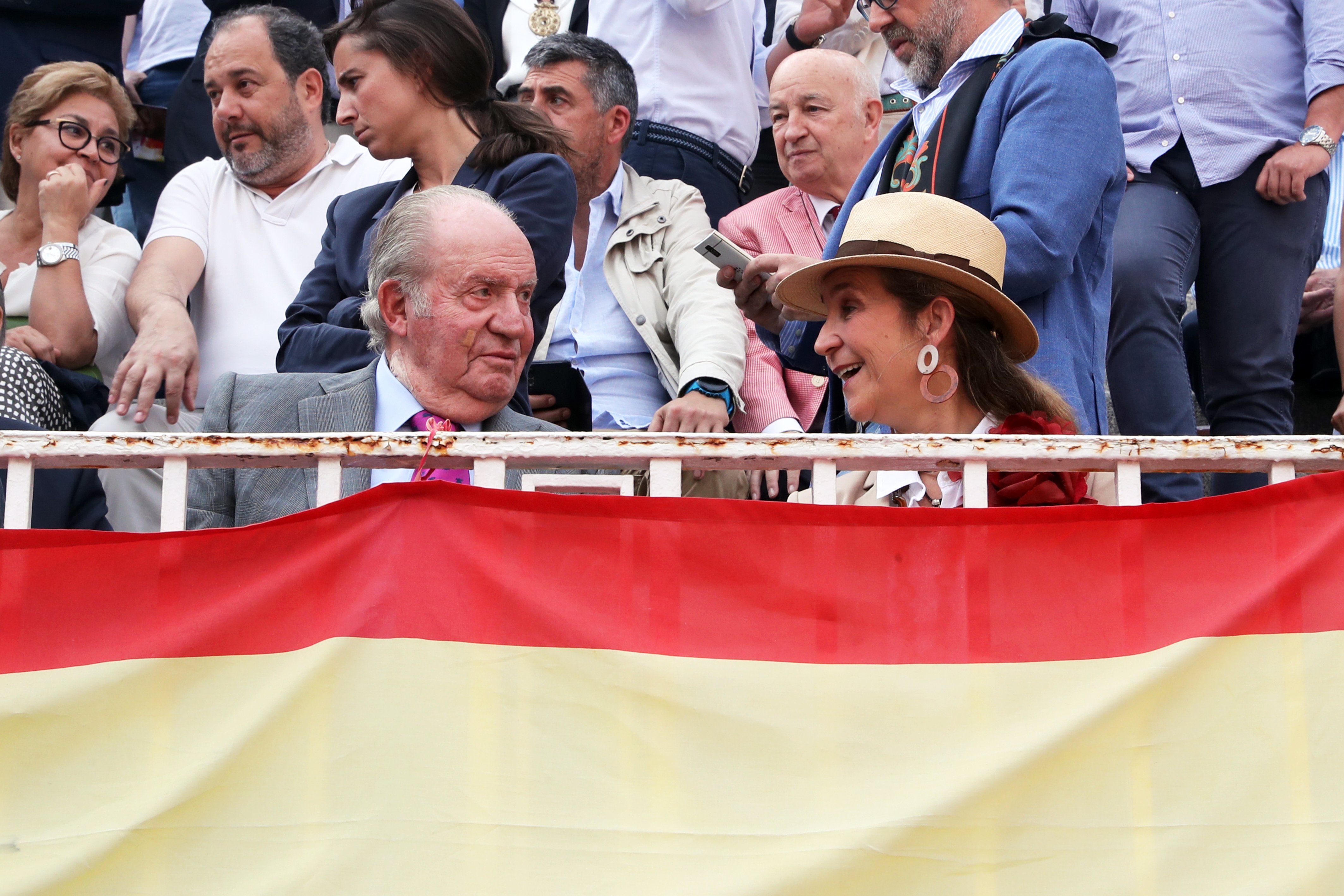 Juan Carlos y la dentadura postiza: la insinuación de Peñafiel para humillar al emérito