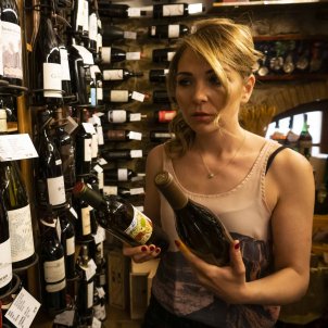 Meritxell Falgueras Celler Negre i blanc Mònica Pérez Meritxell Falgueras Celler Negre i blanc Mònica Pérez