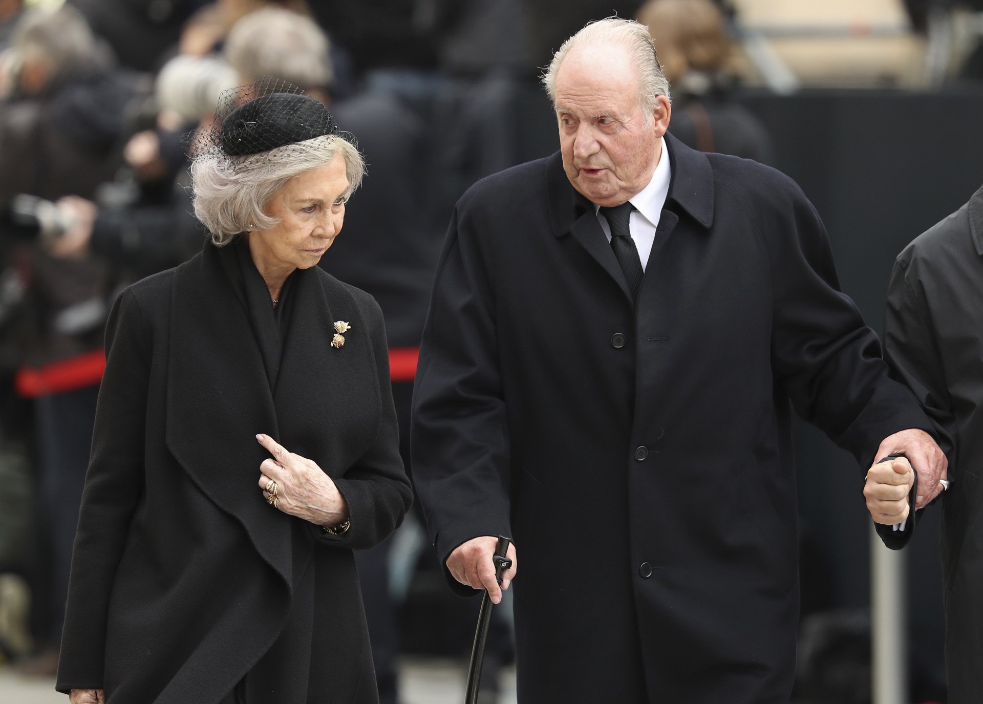 Ningú vol comprar els records de boda de Joan Carles i Sofía: en venda a internet