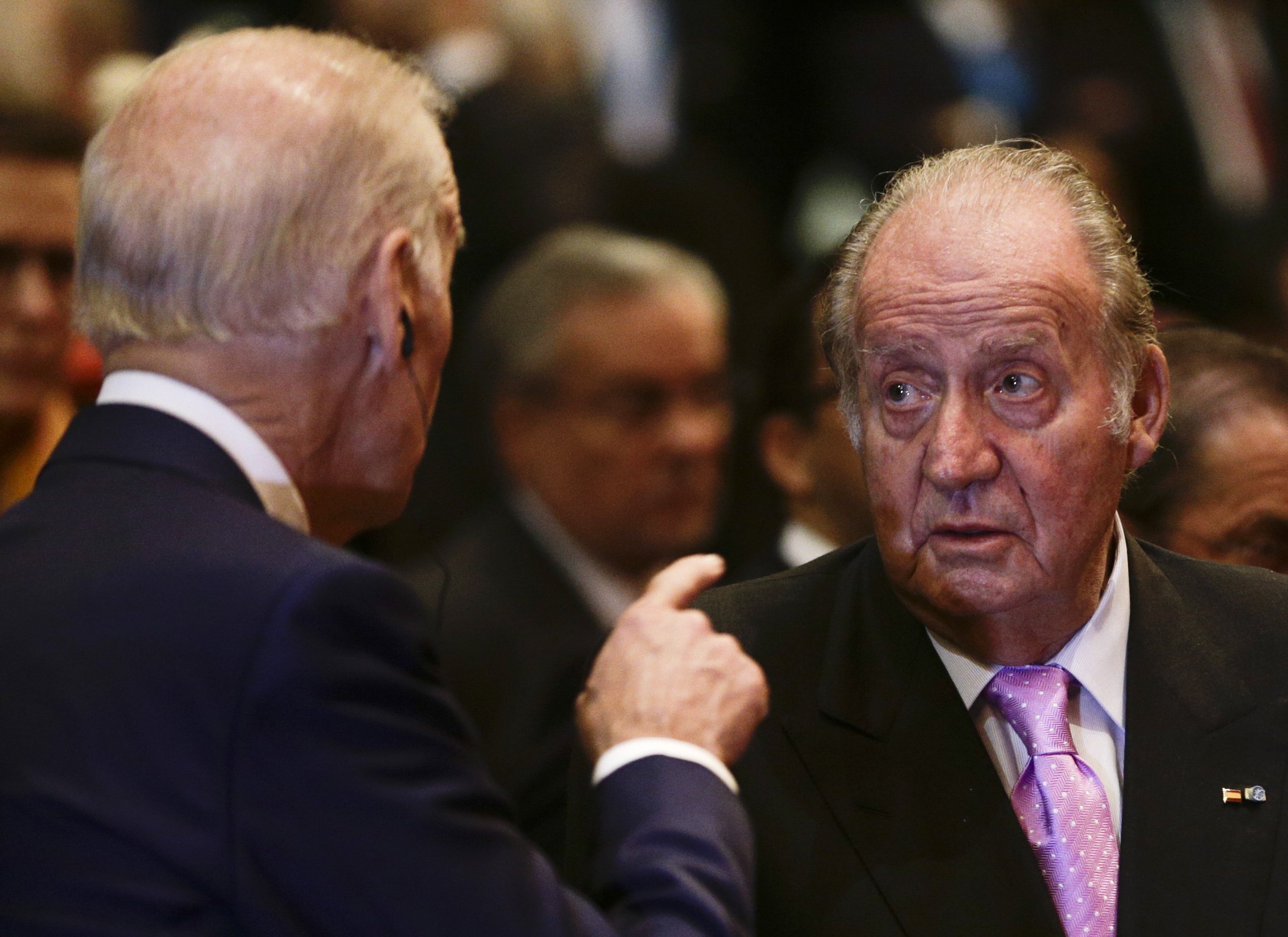 Peñafiel hunde a Juan Carlos: "Dile a Juanito que se vaya a la mierda"