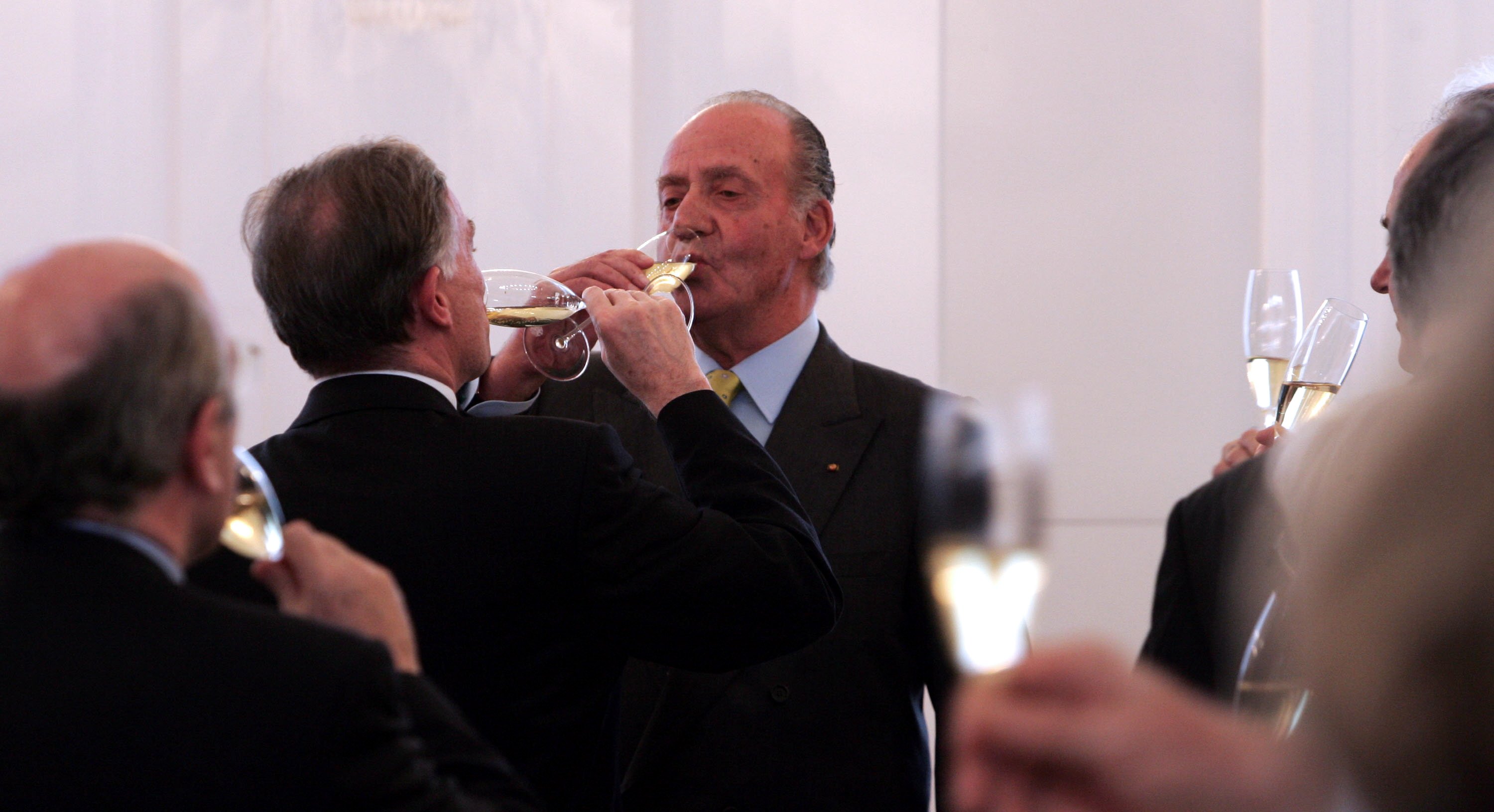 El tabú de la Corona, revelado en Madrid: "A Juan Carlos le gusta el drinking"