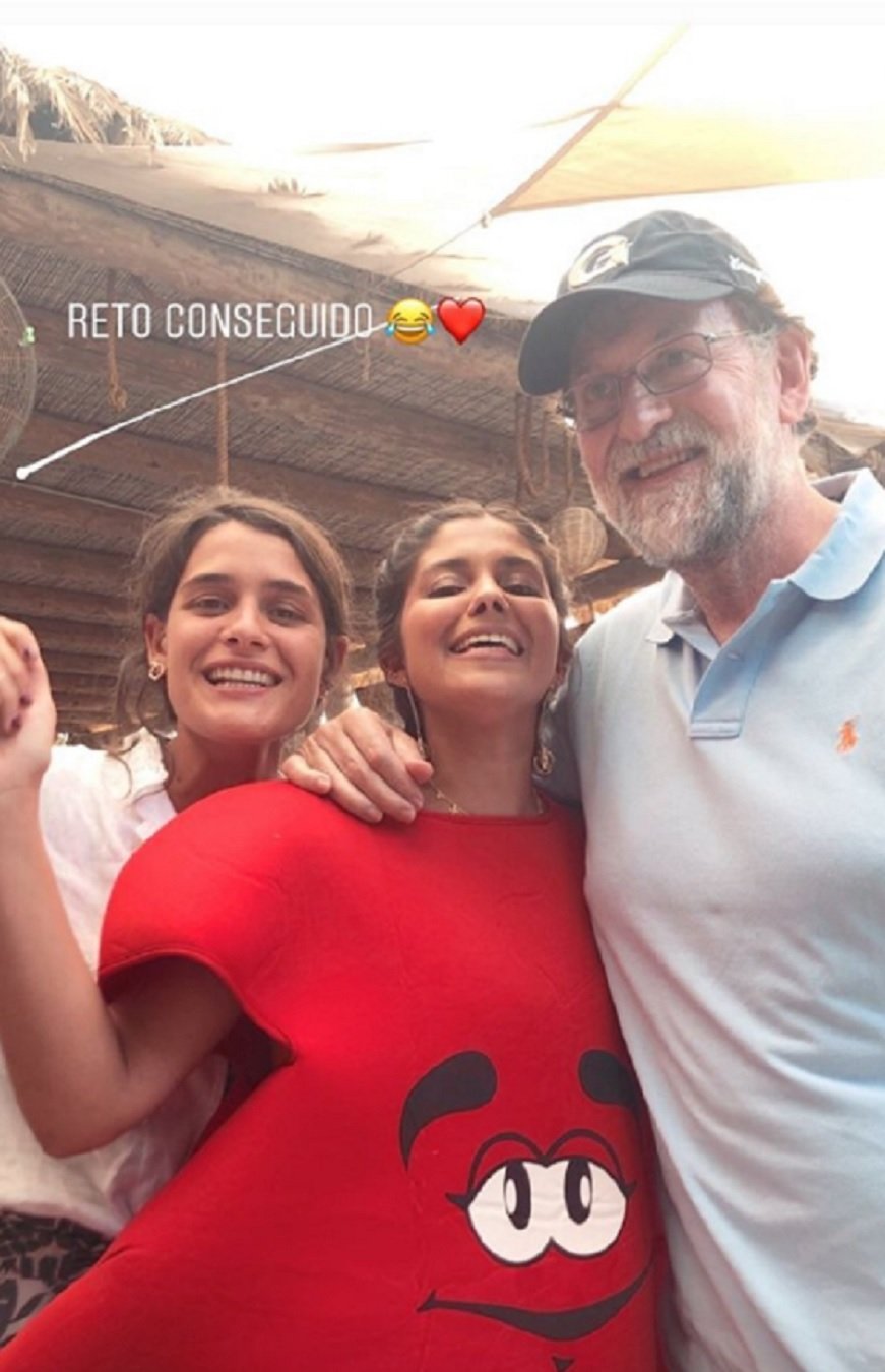 El surrealista vídeo de Rajoy i la famosa instagramer de comiat de soltera