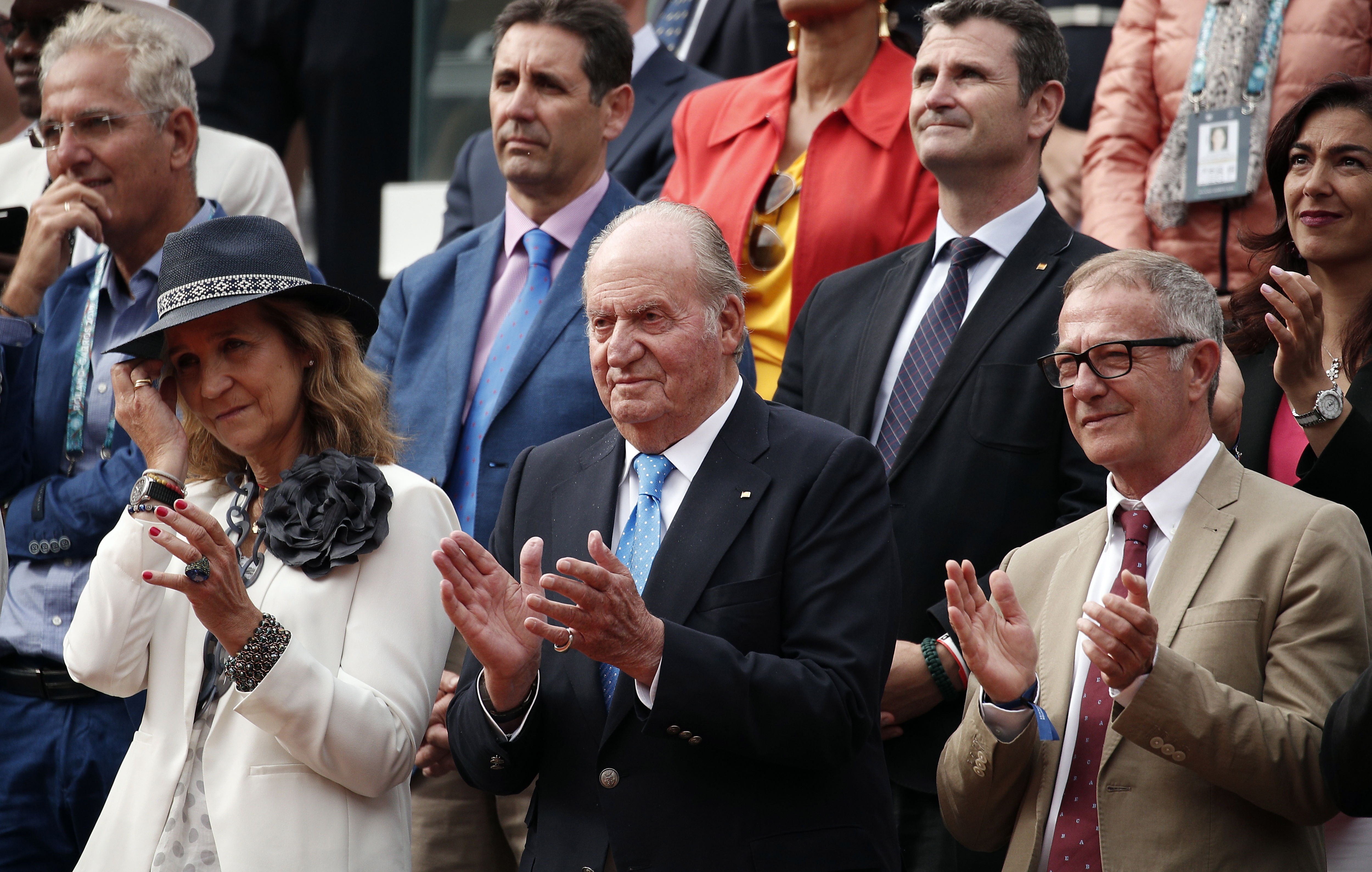 Dudas de Eyre sobre cómo se ha pagado el viaje de Juan Carlos a París