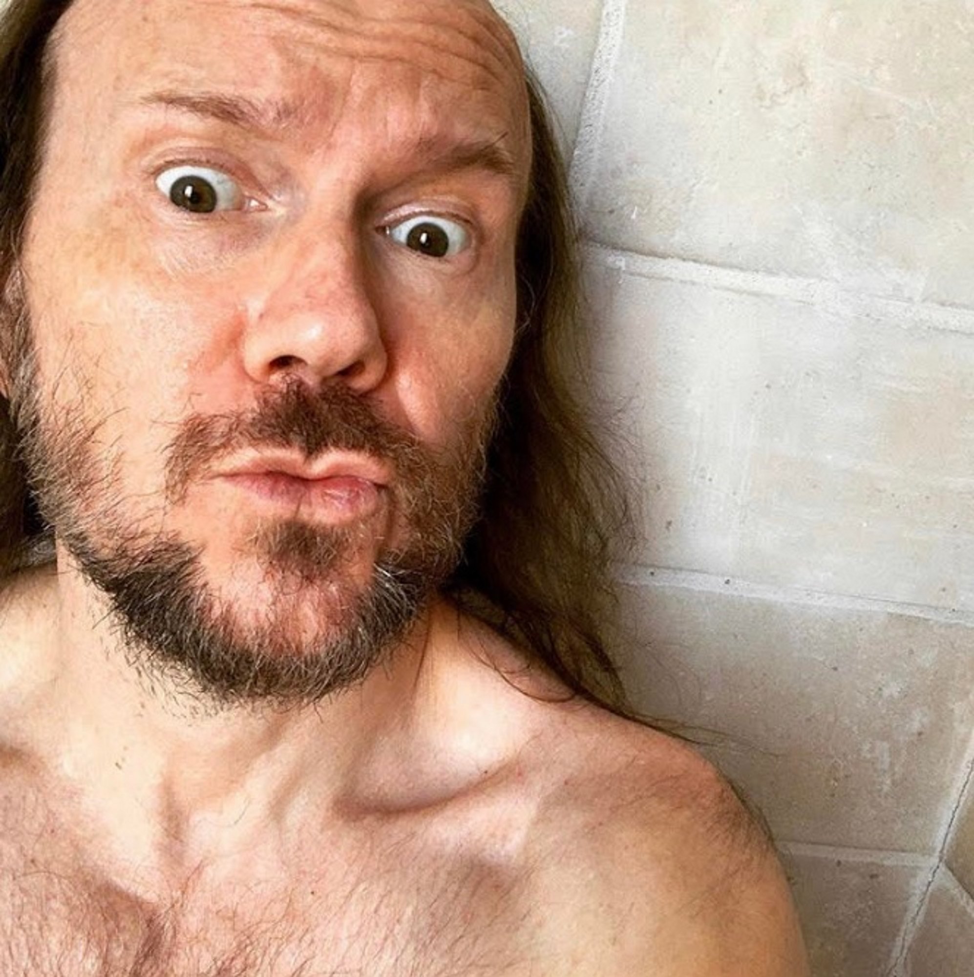 Santiago Segura con 20 años menos y sin camiseta: "Me sentí realmente absurdo"