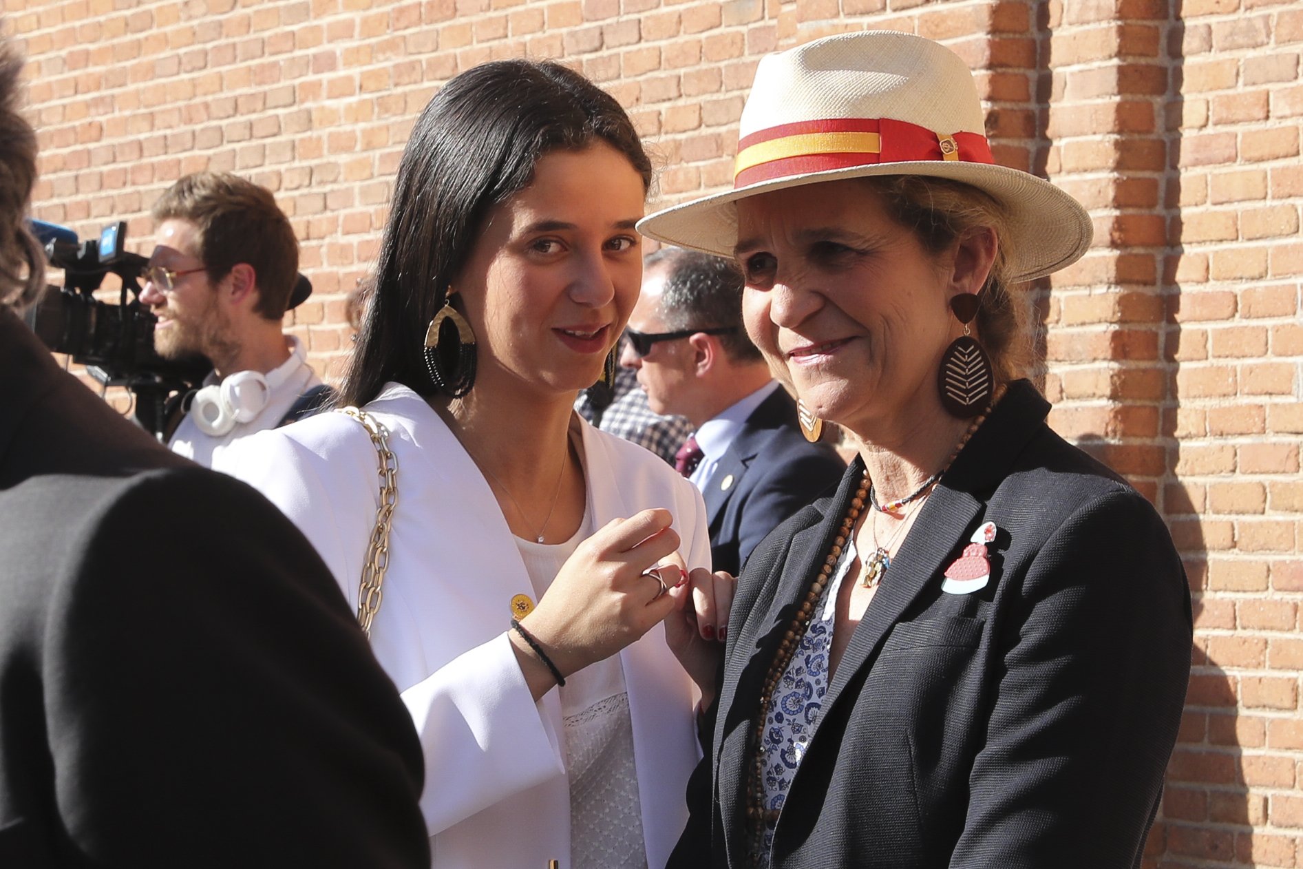 La causa de les esbroncades públiques entre la infanta Elena i Victoria Federica