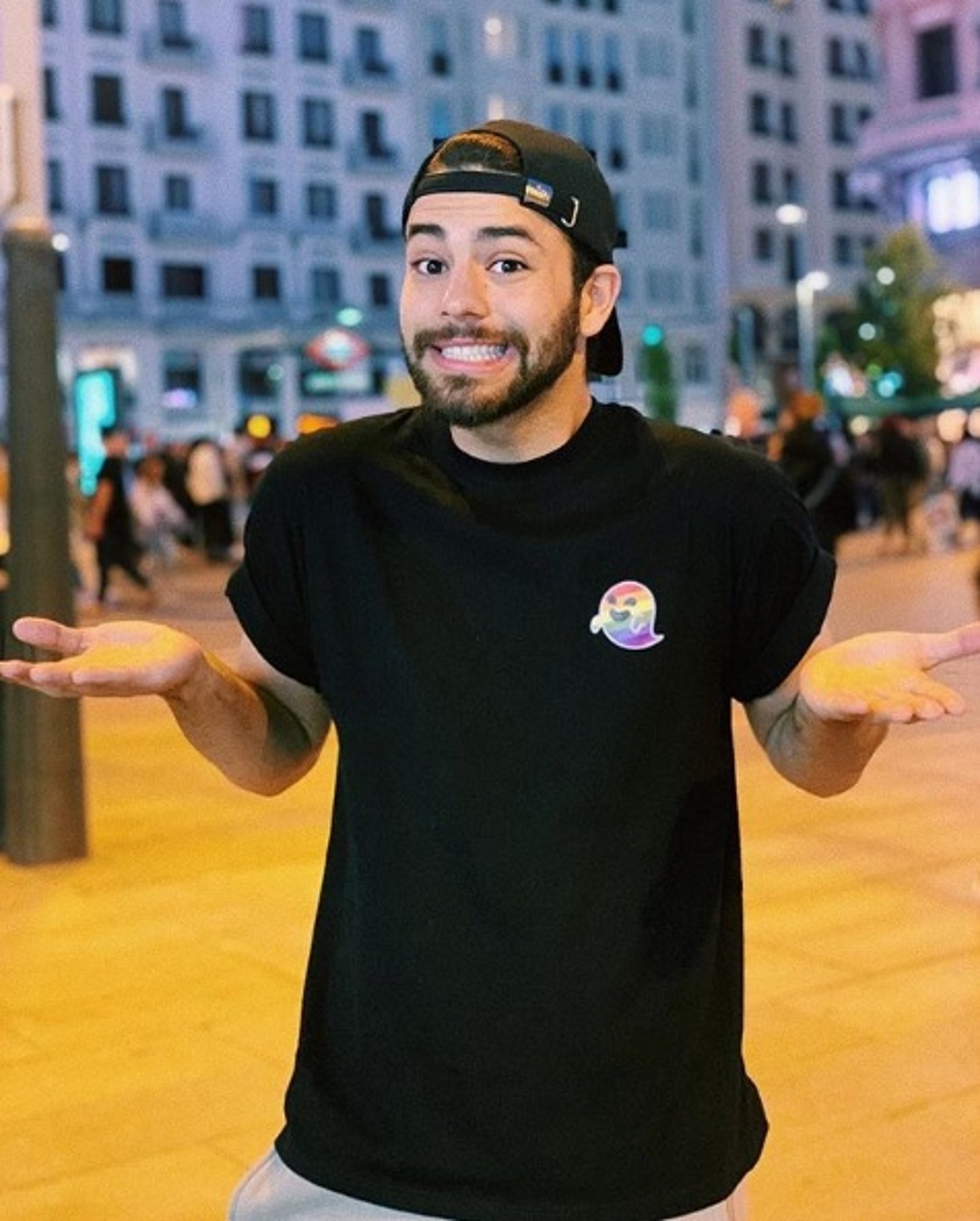 Ataque homófobo contra Agoney, ex de OT: "¿Me volverás a llamar maricón?"