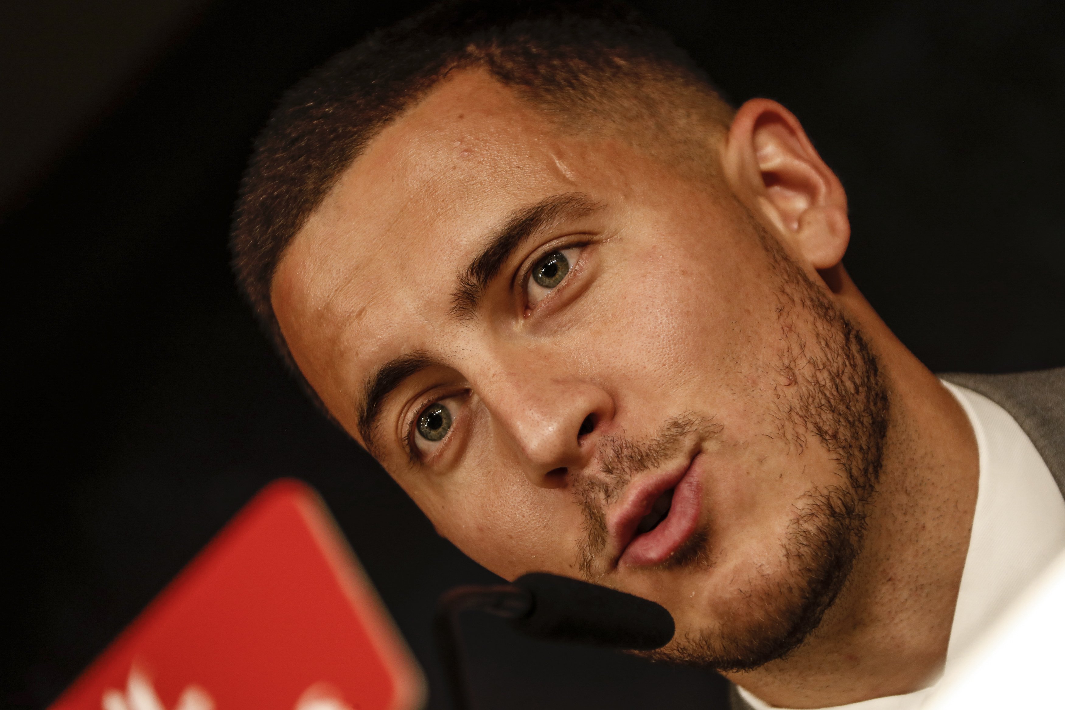 Ridícul al madridisme: Hazard està tan gras que ho amaguen amb Photoshop