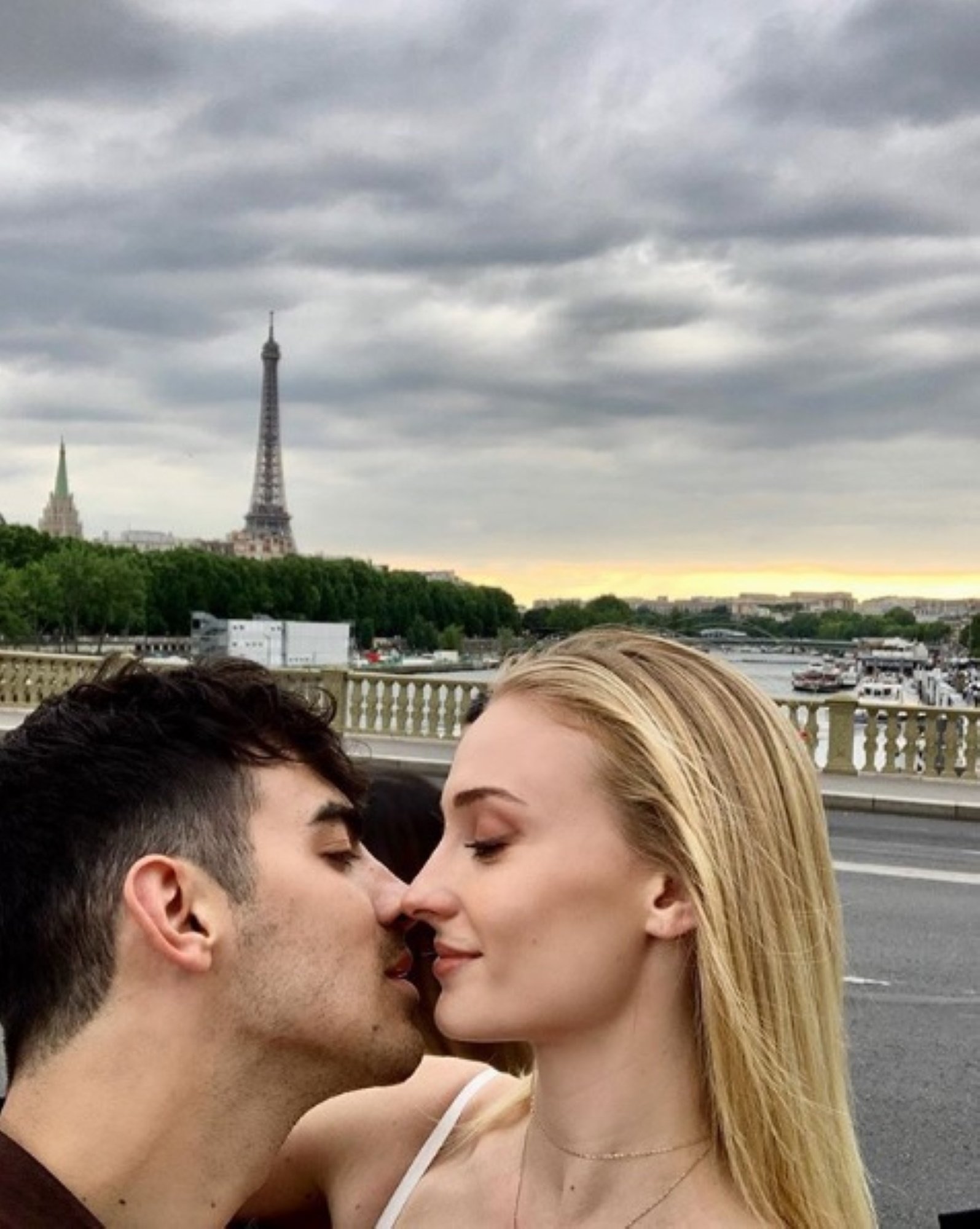 Sophie Turner i Joe Jonas commouen els fans amb el seu nou tatuatge