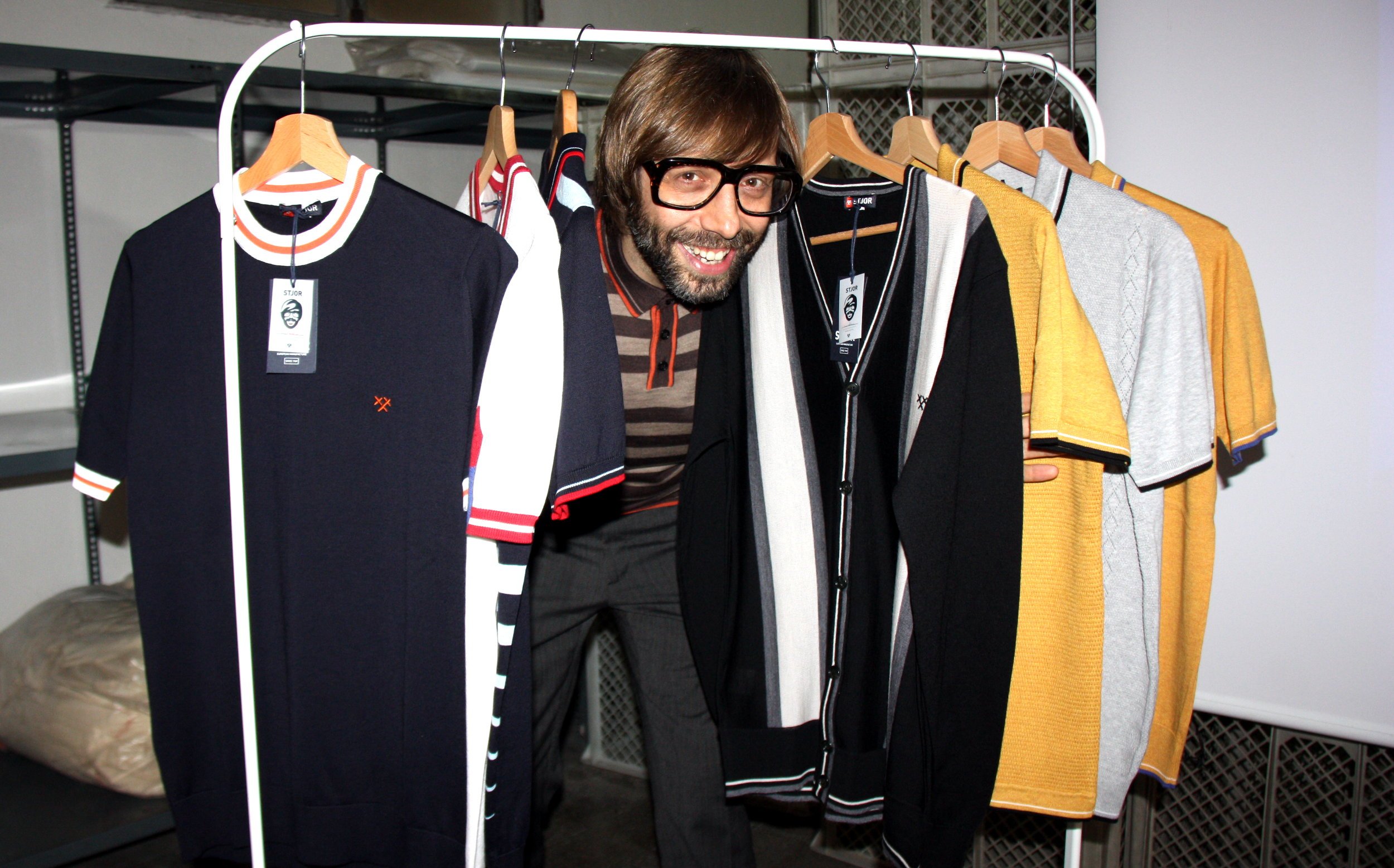 Òscar Dalmau también es diseñador de moda: la cara menos conocida del locutor