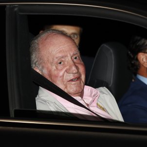 Juan Carlos, ¿con una amante en el hospital? "Felipe considera que si le da cariño..."