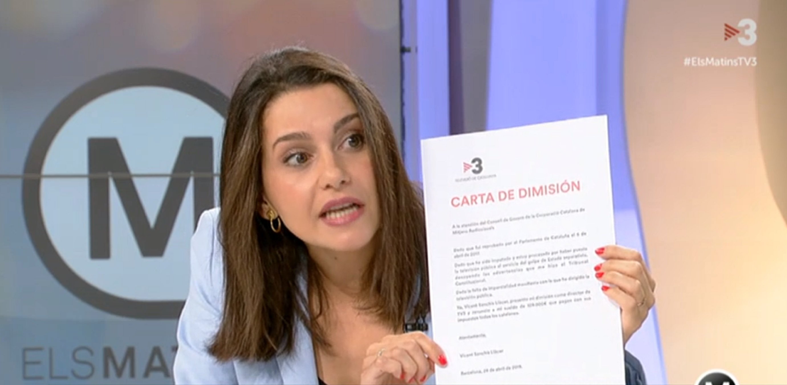 Bufetada de TV3 a la ultradreta: separa programes amb lesbianes morrejant-se