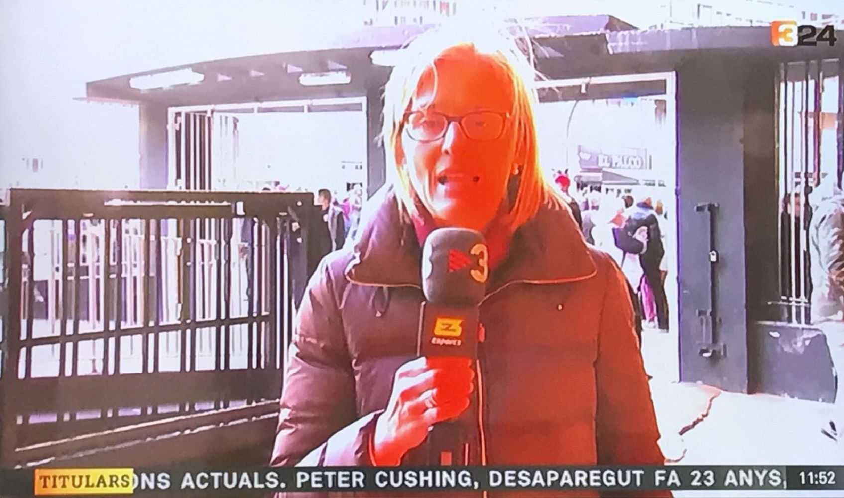 La llum juga una mala passada a una periodista de TV3