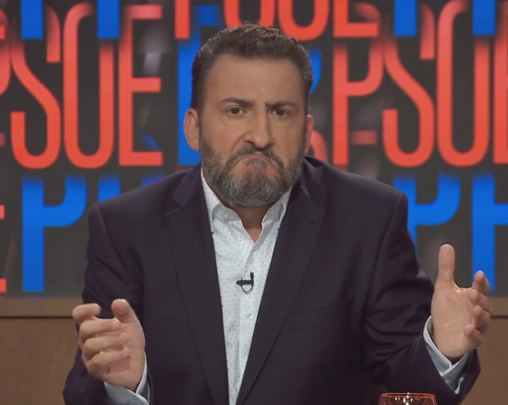 Toni Soler ensorra un famós periodista: "Ets irrellevant per sortir al Polònia"