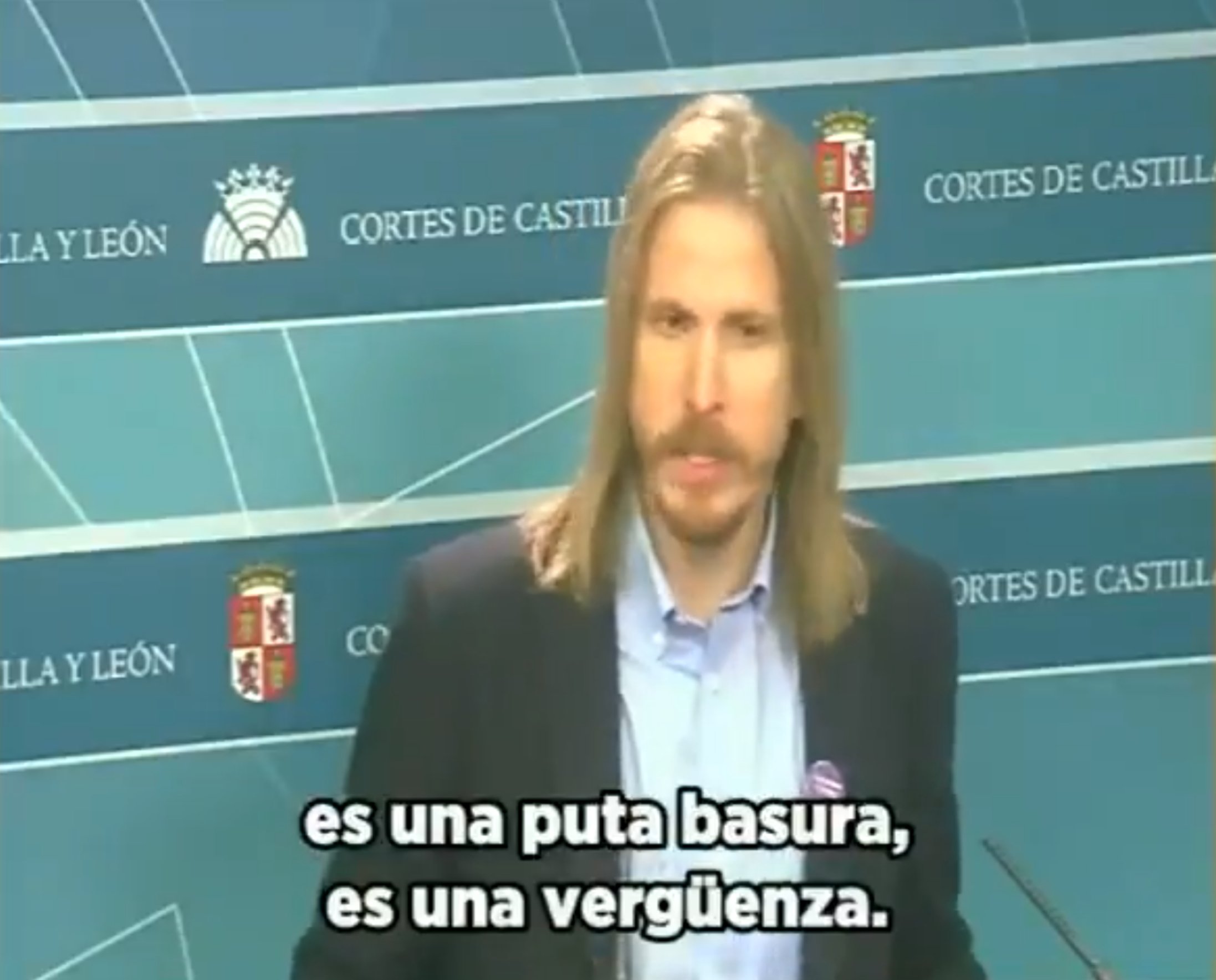 El vídeo d'un polític espanyol esclafant VOX arrasa: "Puta basura"