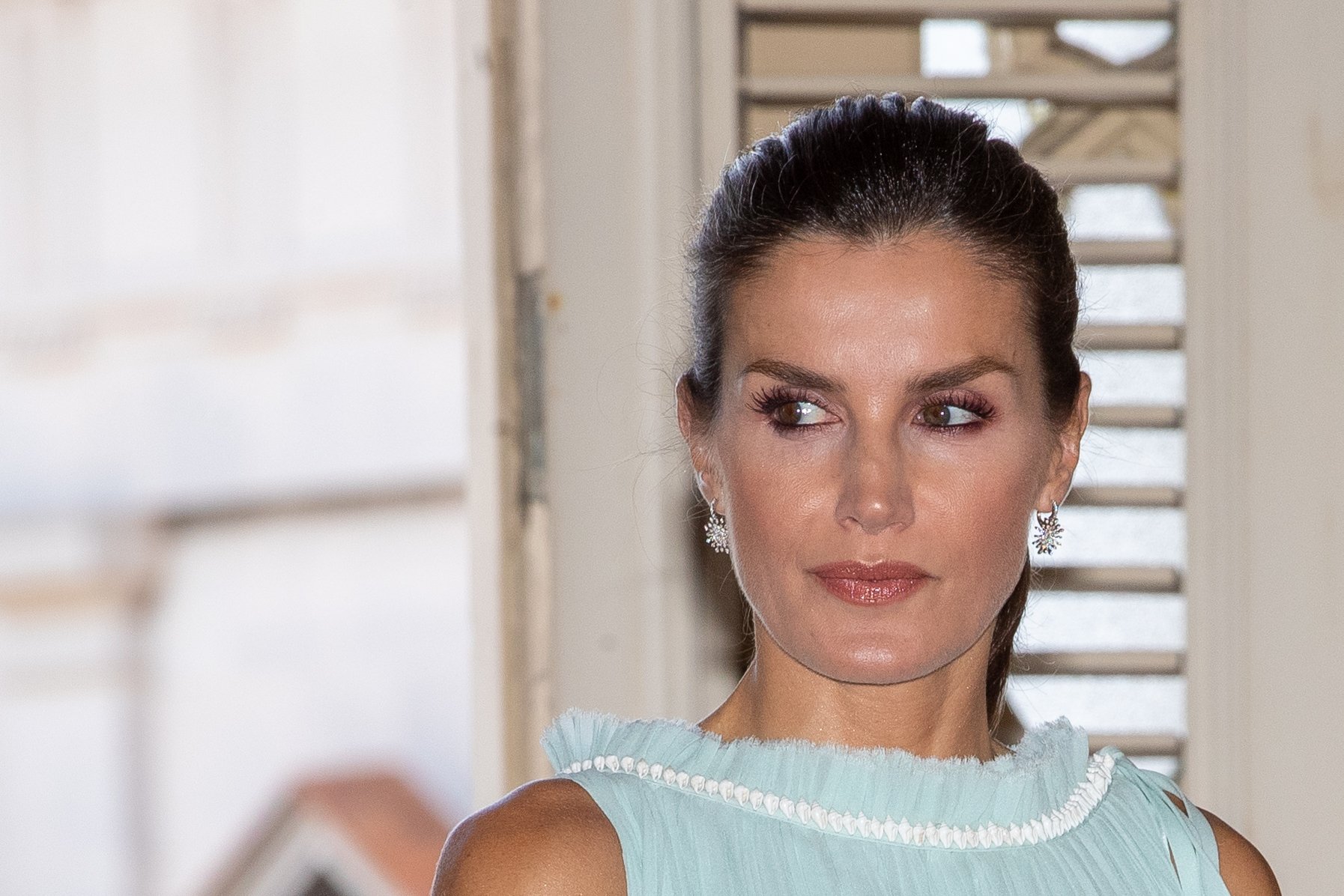 Letizia, lapidada por su último look: "Mierda de oca, anticlímax, mal peinada"