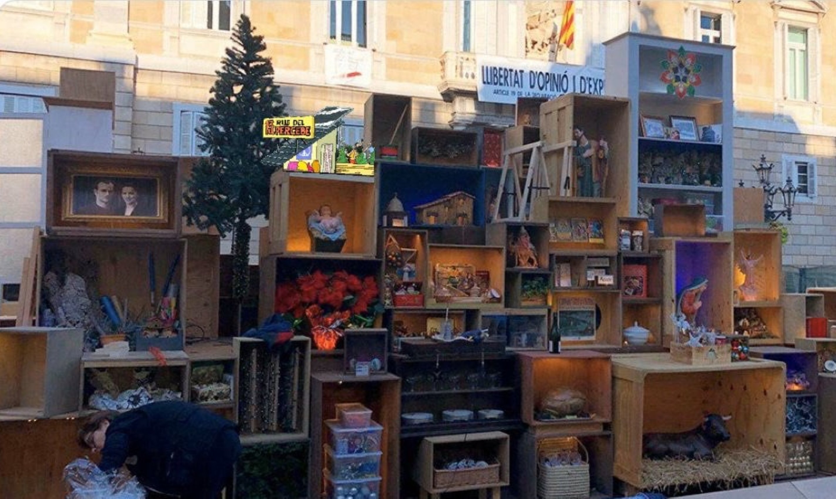 El pessebre de Barcelona, nova arma catalanòfoba: "Falta un CDR que lo queme"